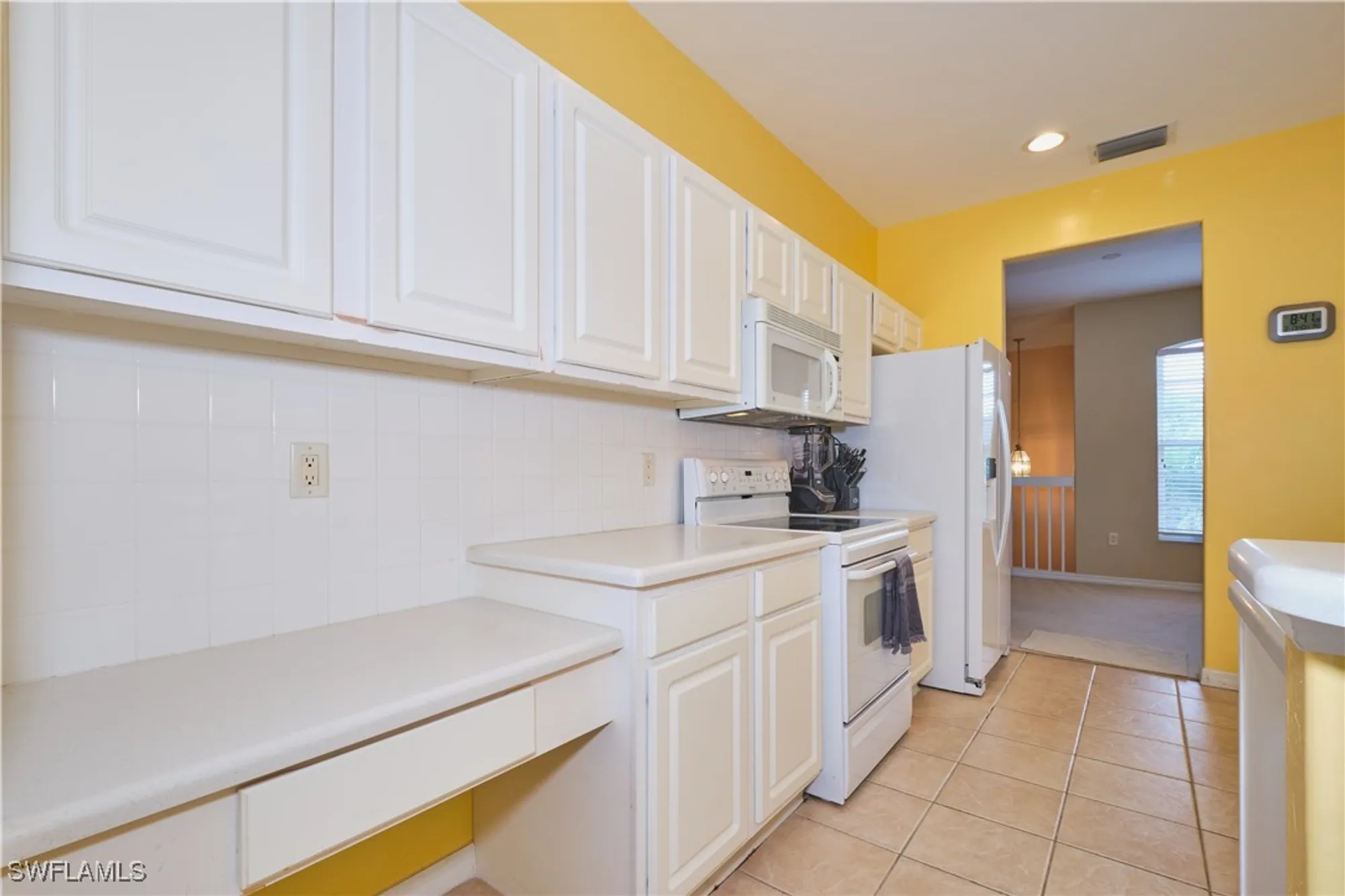 Property Slideshow image 11 of 50 | 14531 grande cay cir 3003, Fort Myers, FL, 33908