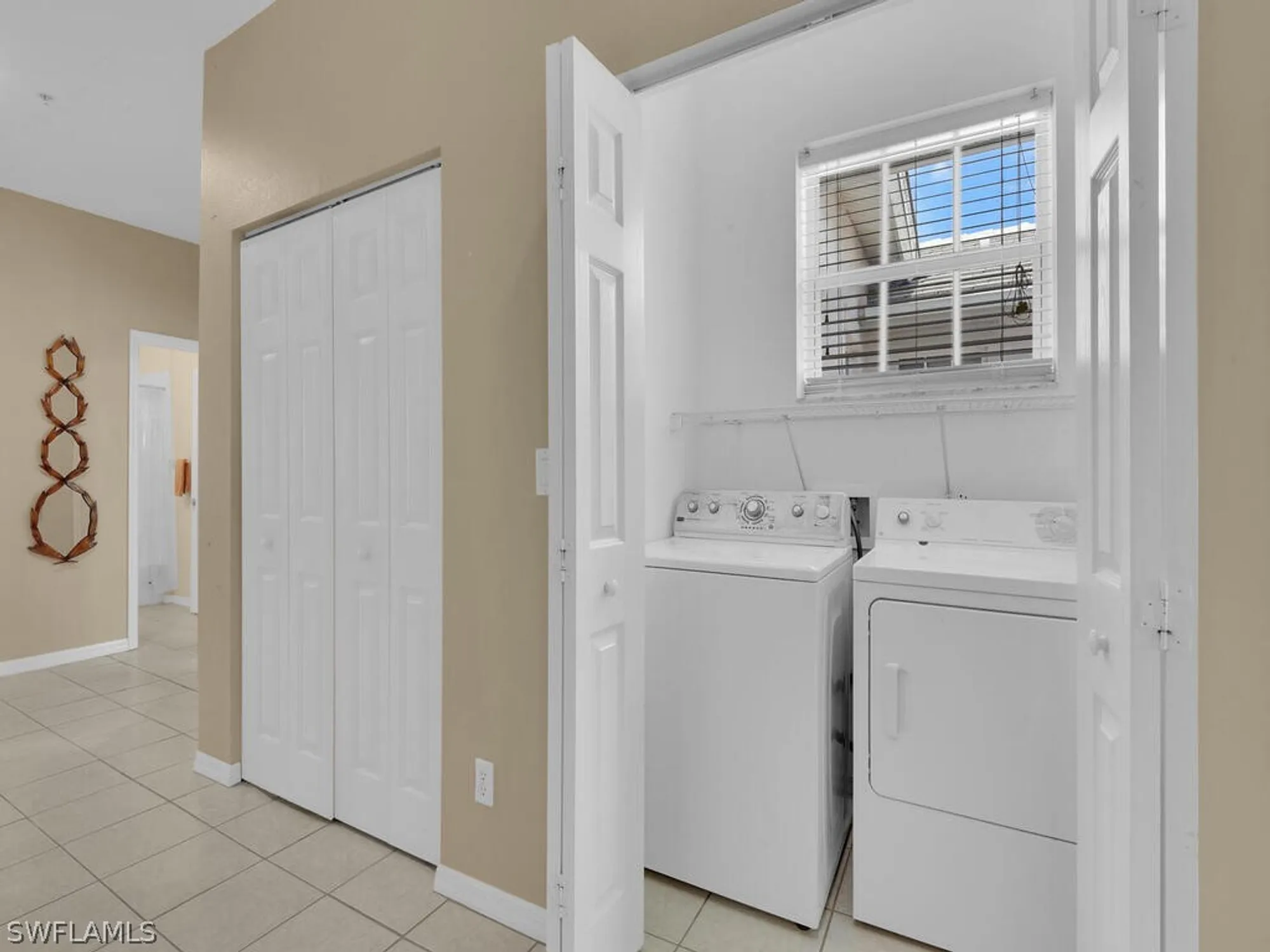 Property Slideshow image 24 of 42 | 8325 whisper trace way e203, Naples, FL, 34114