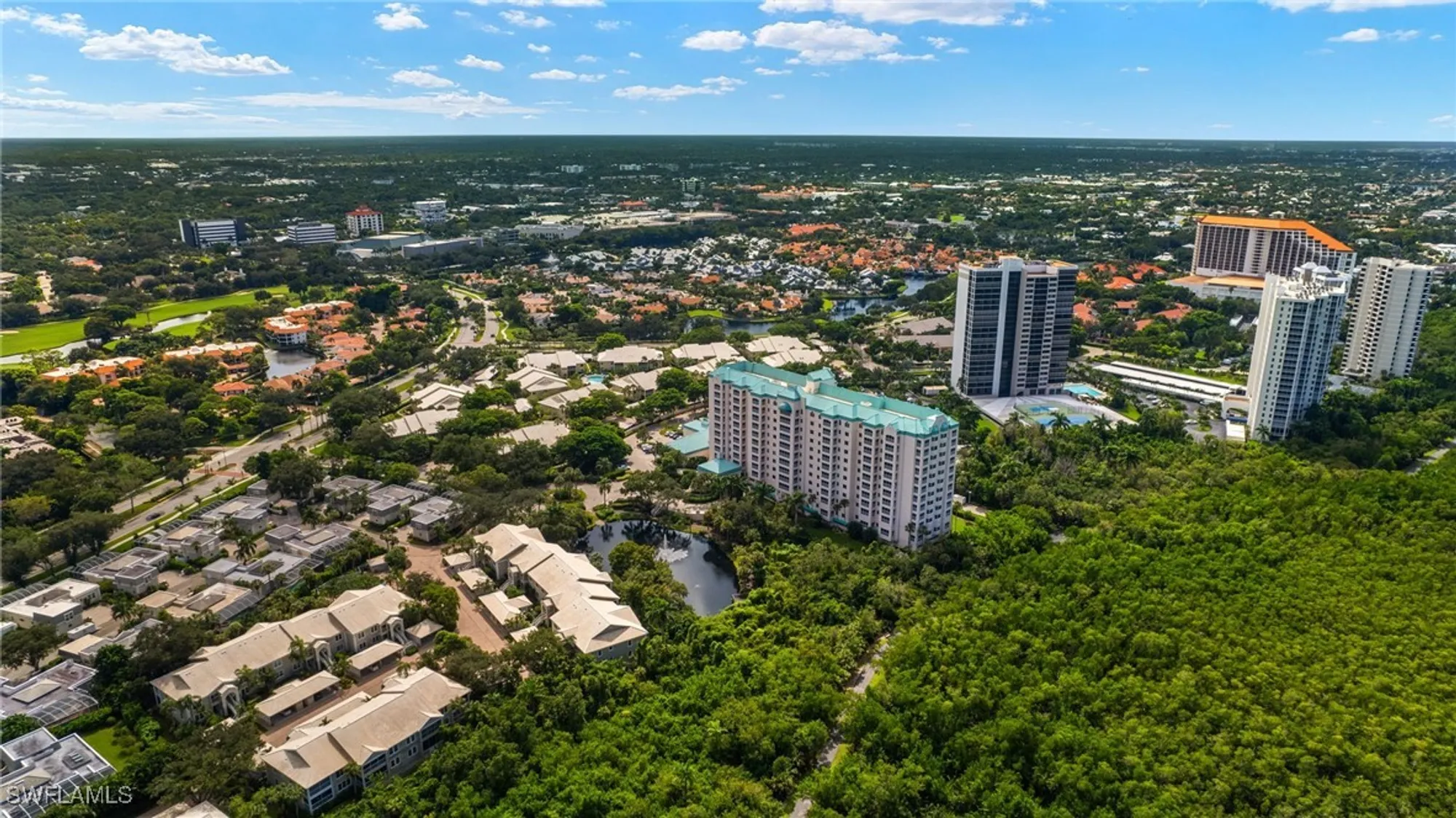 Property Slideshow image 19 of 20 | 5817 glencove dr 405, Naples, FL, 34108