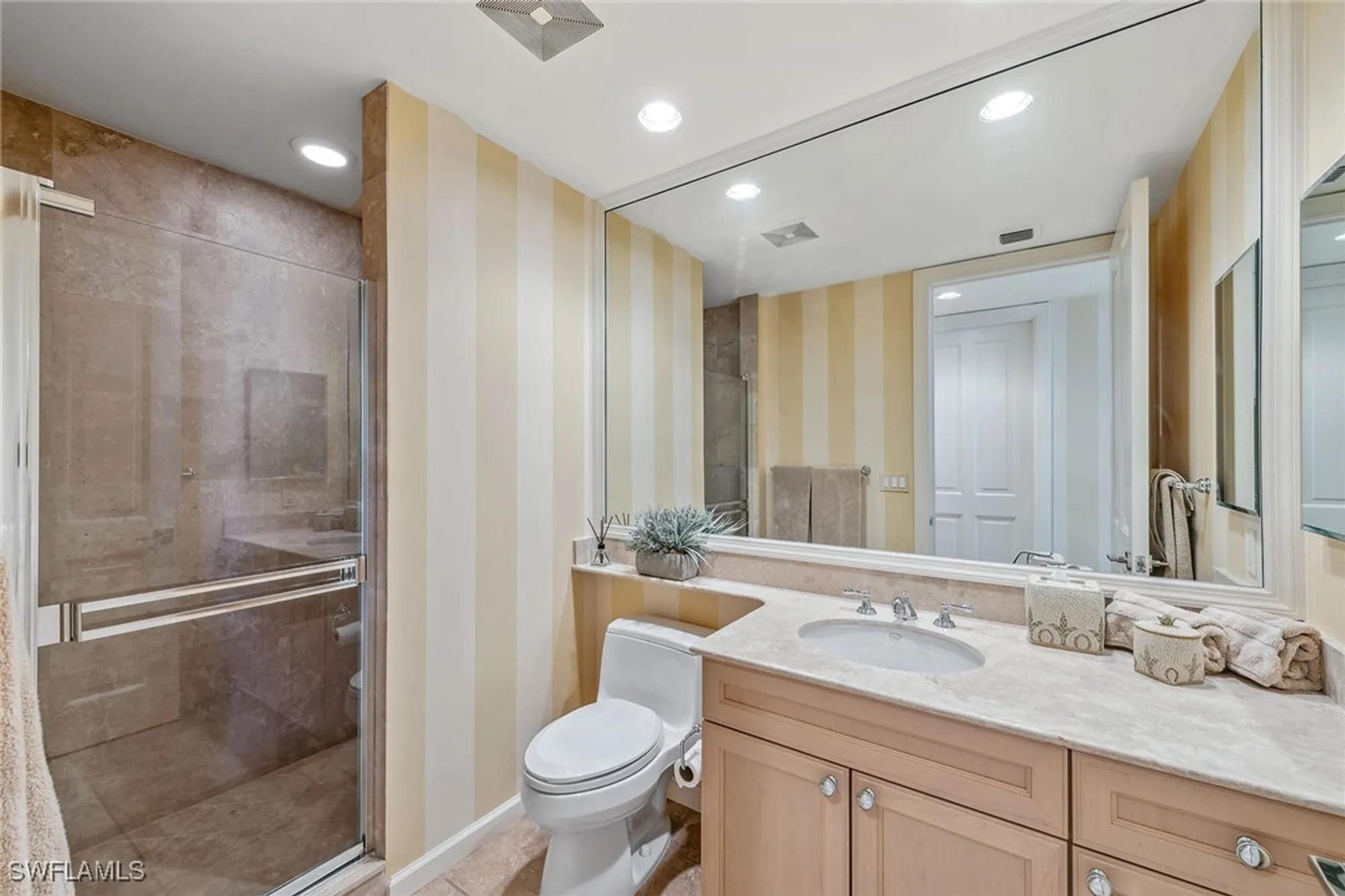 Property Slideshow image 17 of 26 | 8787 bay colony dr apt 1404, Naples, FL, 34108