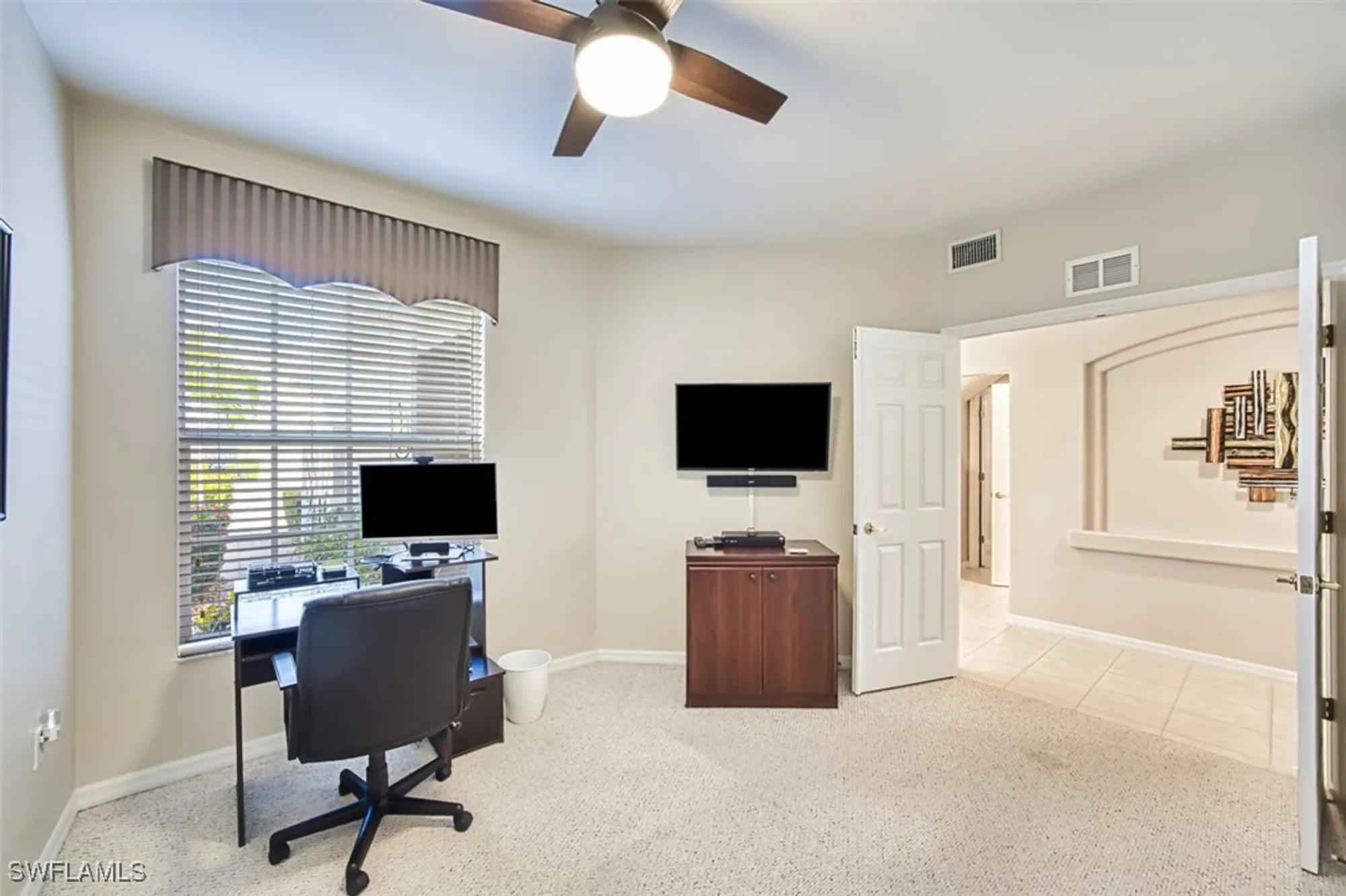Property Slideshow image 13 of 49 | 10011 sky view way 1803, Fort Myers, FL, 33913