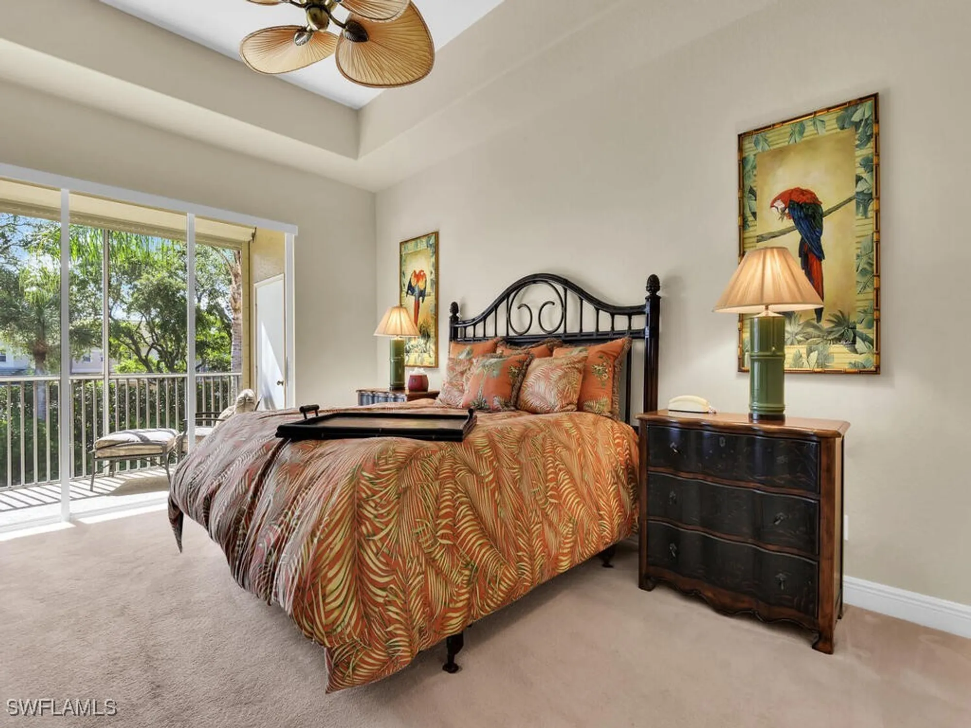Property Slideshow image 10 of 24 | 650 vintage reserve cir # 5c, Naples, FL, 34119