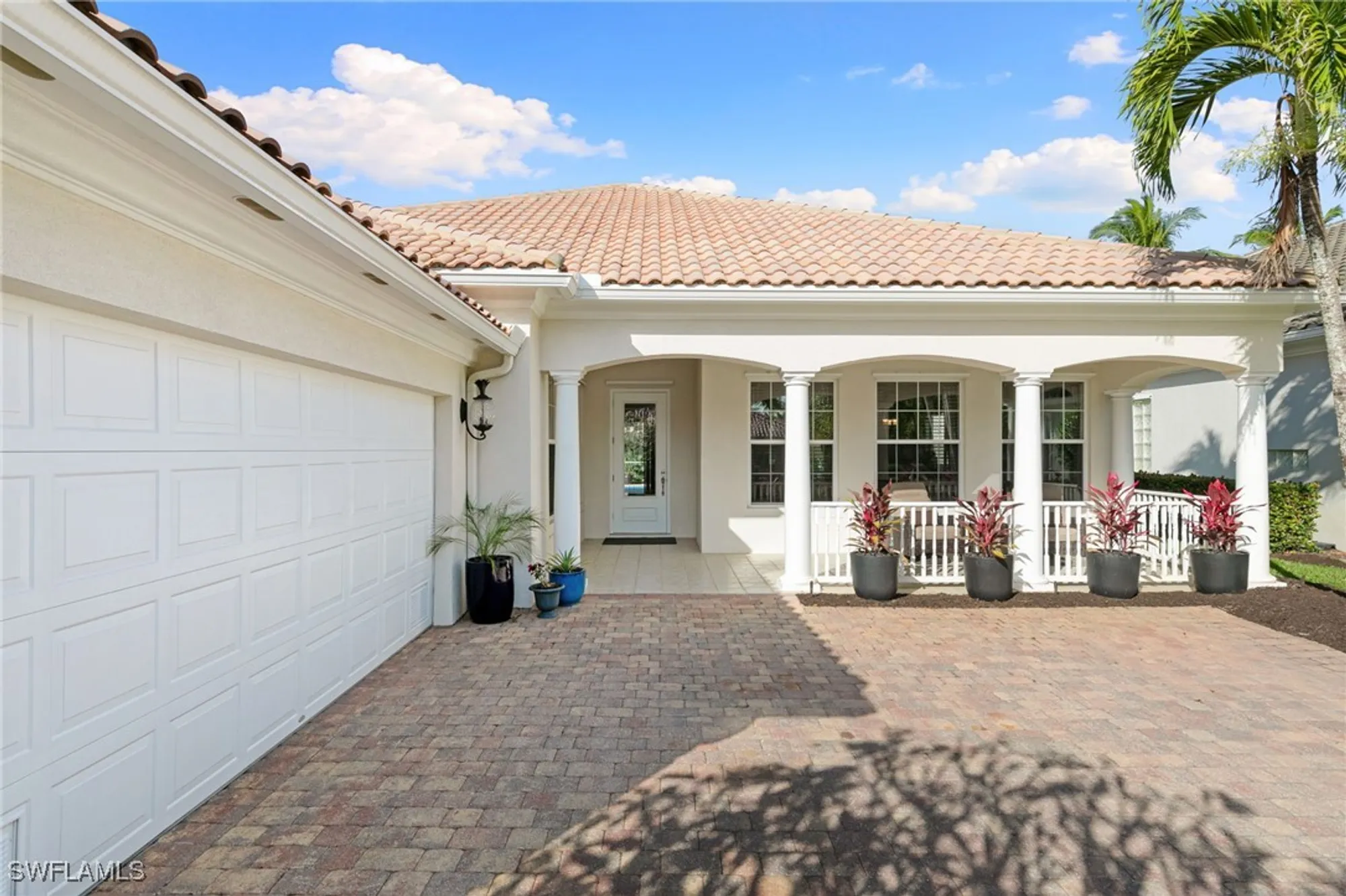 Property Slideshow image 3 of 50 | 15384 scrub jay ln, Bonita Springs, FL, 34135