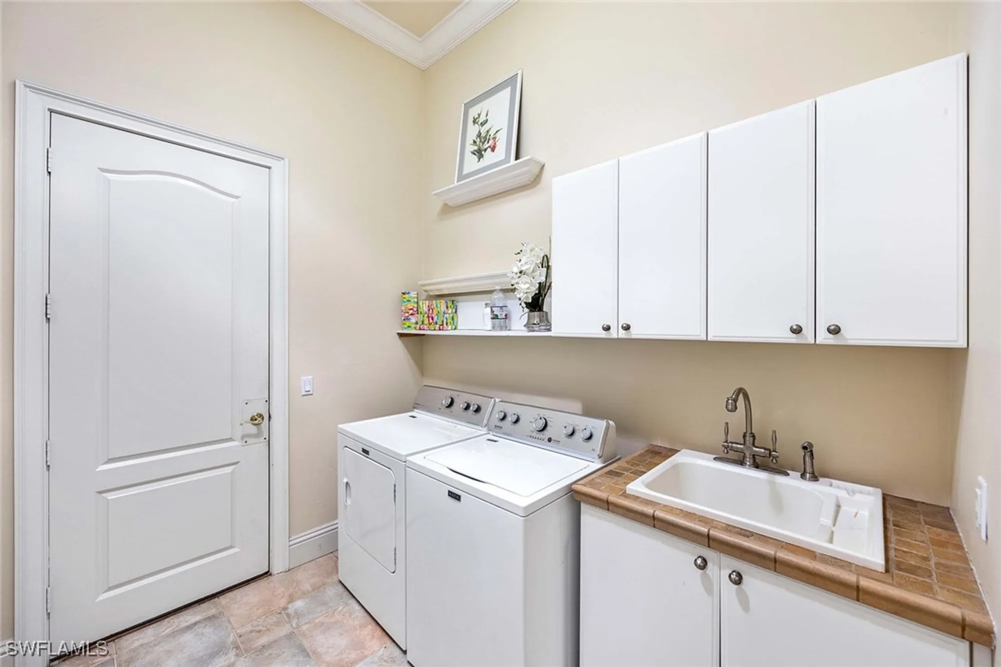 Property Slideshow image 28 of 48 | 6912 anthurium ln, Naples, FL, 34113