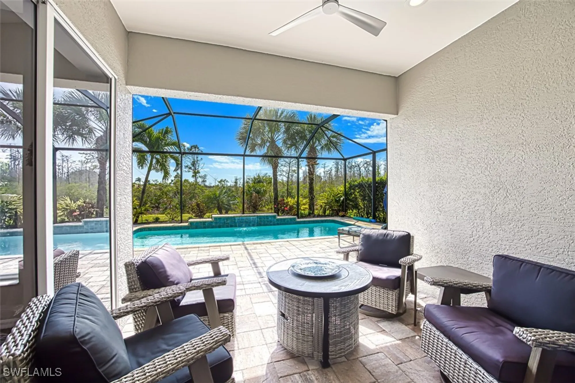Property Slideshow image 16 of 47 | 10012 oakhurst way, Fort Myers, FL, 33913