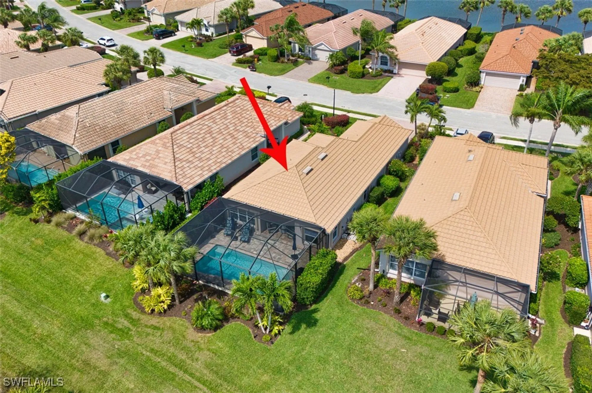 Property Slideshow image 3 of 47 | 10012 oakhurst way, Fort Myers, FL, 33913
