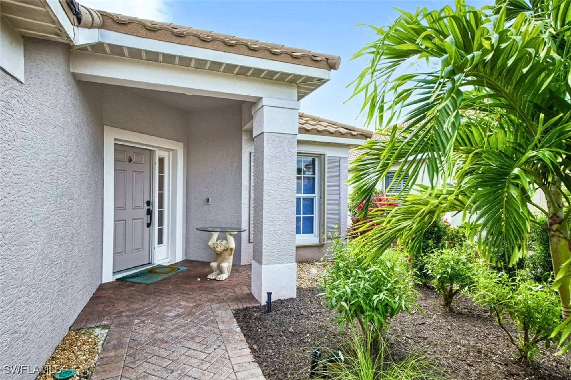 Property Slideshow image 7 of 47 | 10012 oakhurst way, Fort Myers, FL, 33913