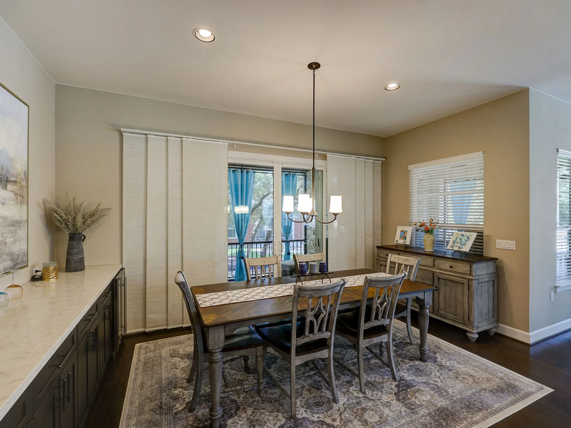 Property Slideshow image 18 of 37 | 217 skipping cedar st, San Marcos, TX, 78666