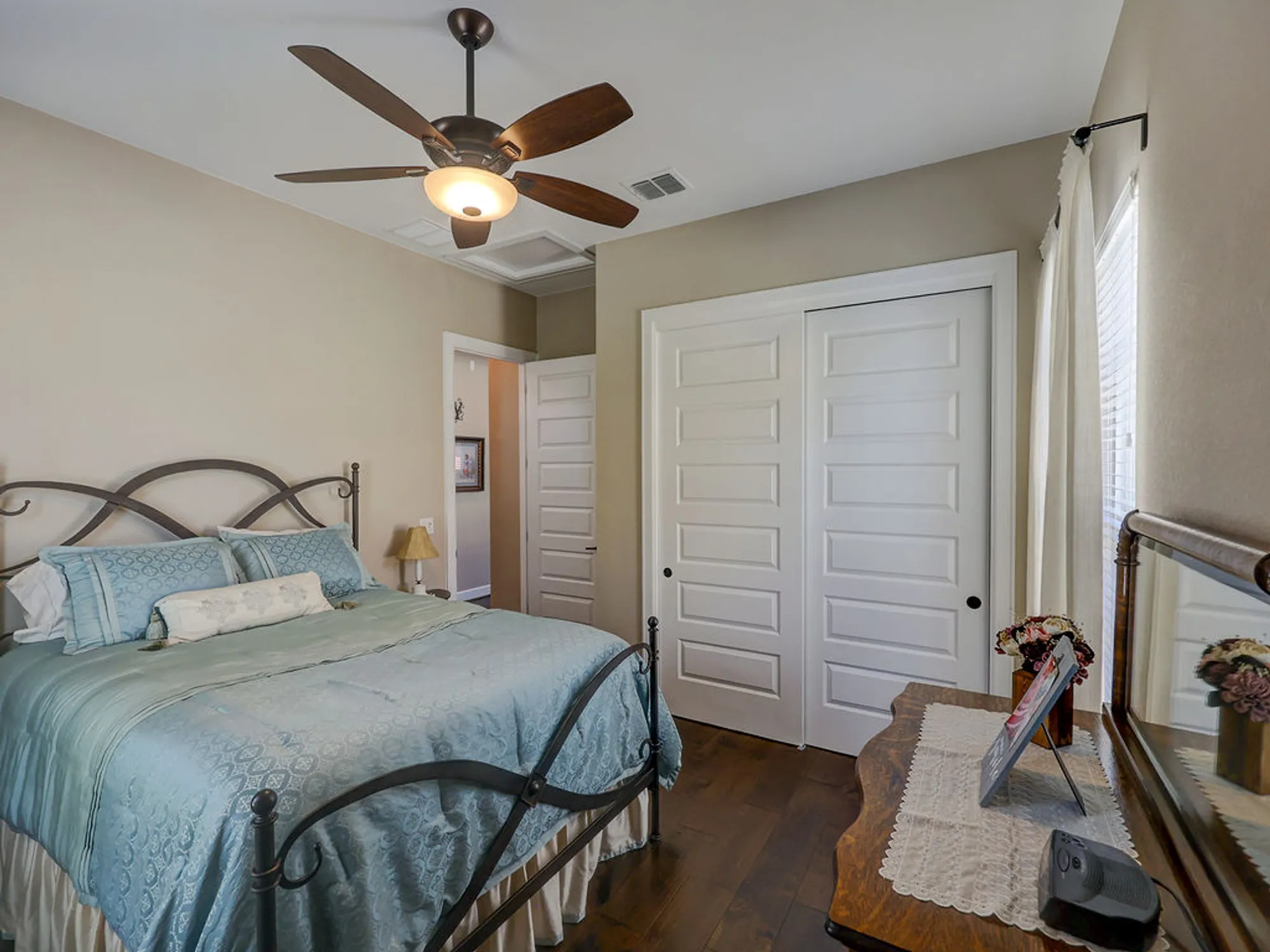 Property Slideshow image 11 of 37 | 217 skipping cedar st, San Marcos, TX, 78666