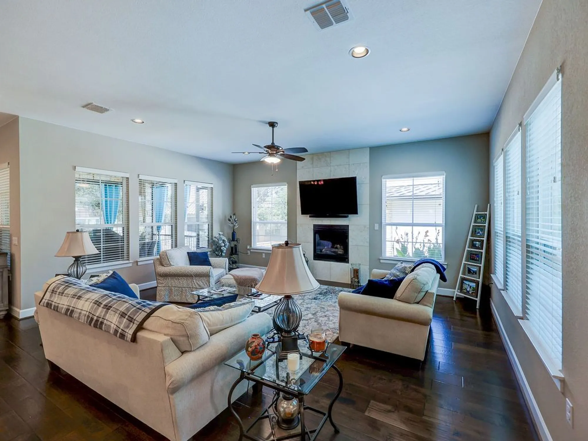 Property Slideshow image 24 of 37 | 217 skipping cedar st, San Marcos, TX, 78666