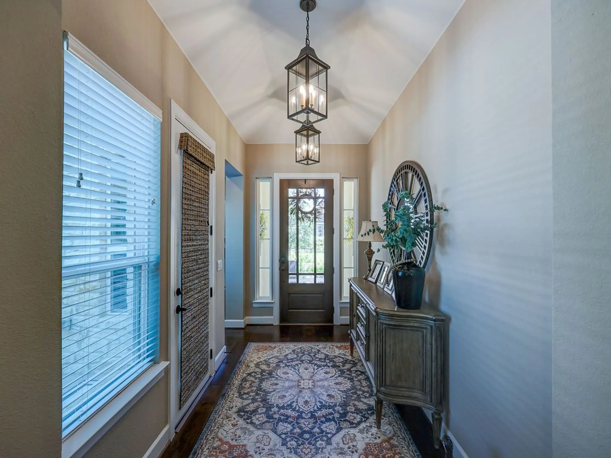 Property Slideshow image 6 of 37 | 217 skipping cedar st, San Marcos, TX, 78666