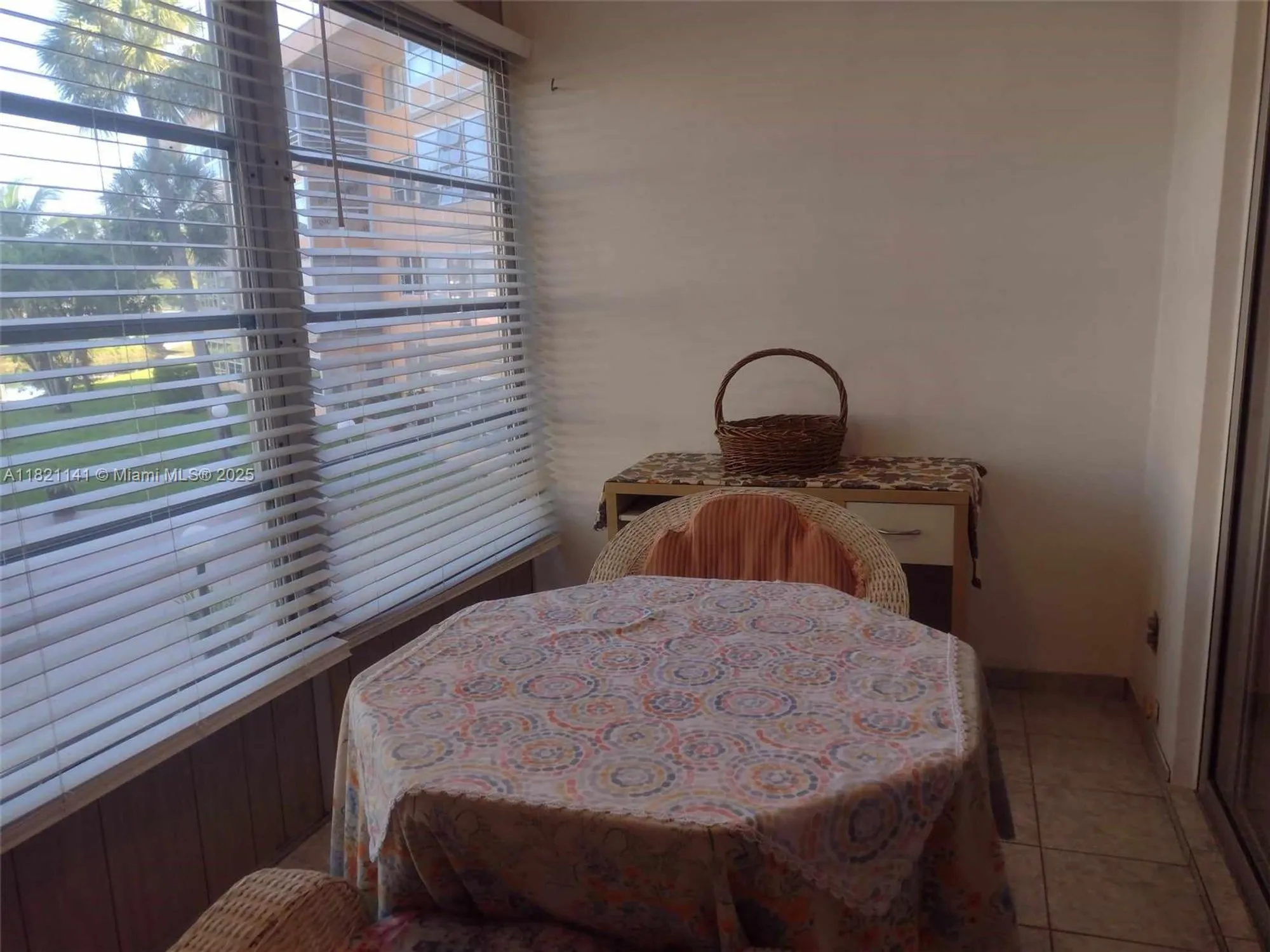 Property Slideshow image 16 of 42 | 3001 nw 46th ave 204, Lauderdale Lakes, FL, 33313