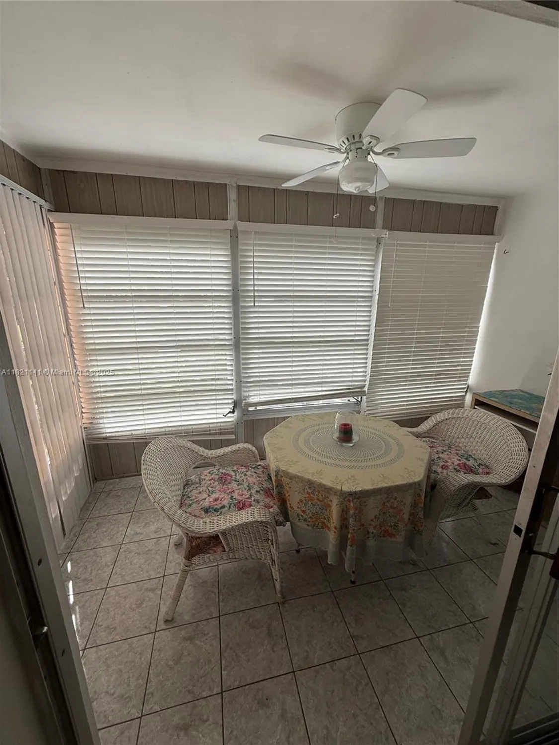 Property Slideshow image 17 of 42 | 3001 nw 46th ave 204, Lauderdale Lakes, FL, 33313