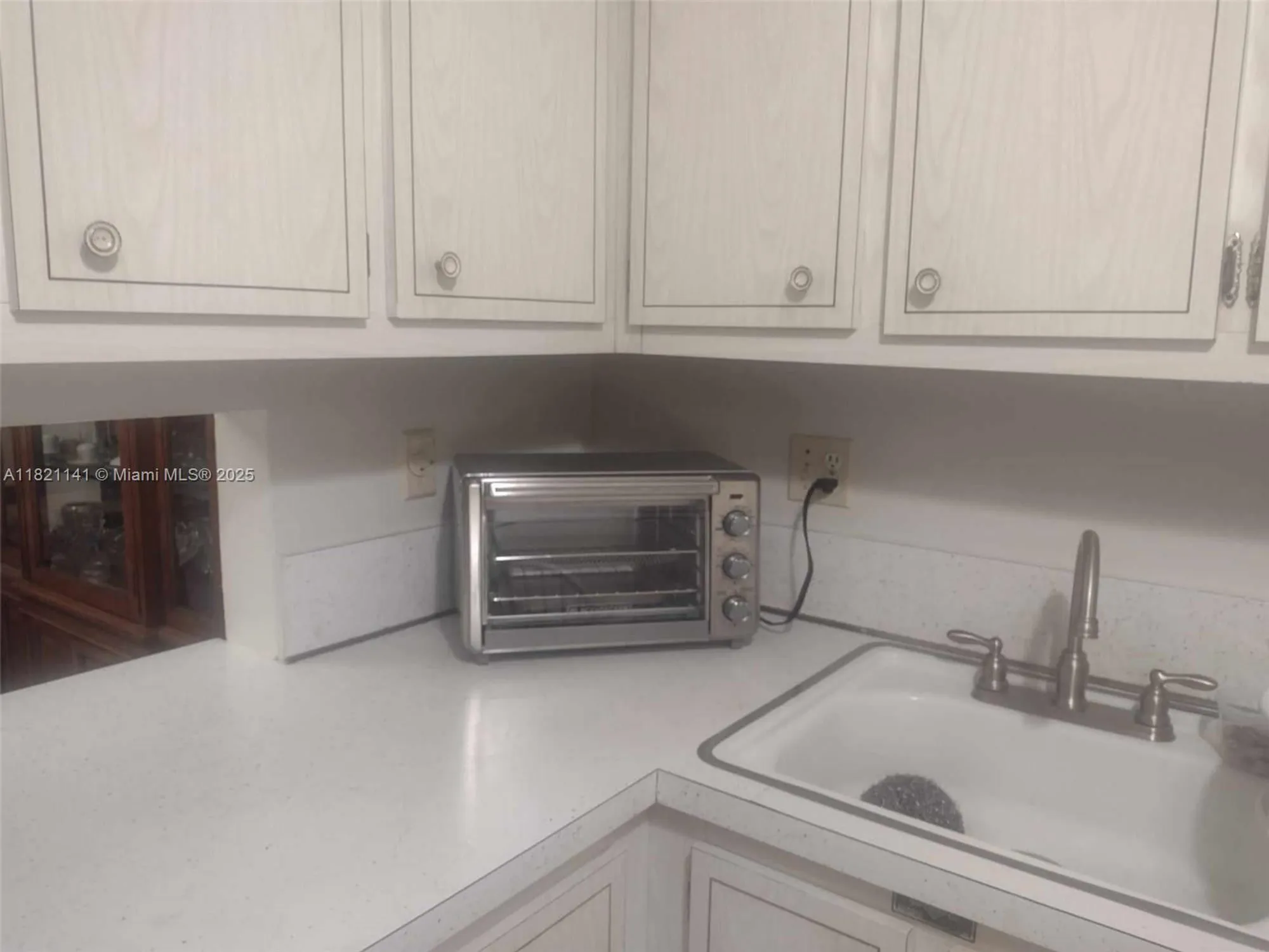 Property Slideshow image 12 of 42 | 3001 nw 46th ave 204, Lauderdale Lakes, FL, 33313
