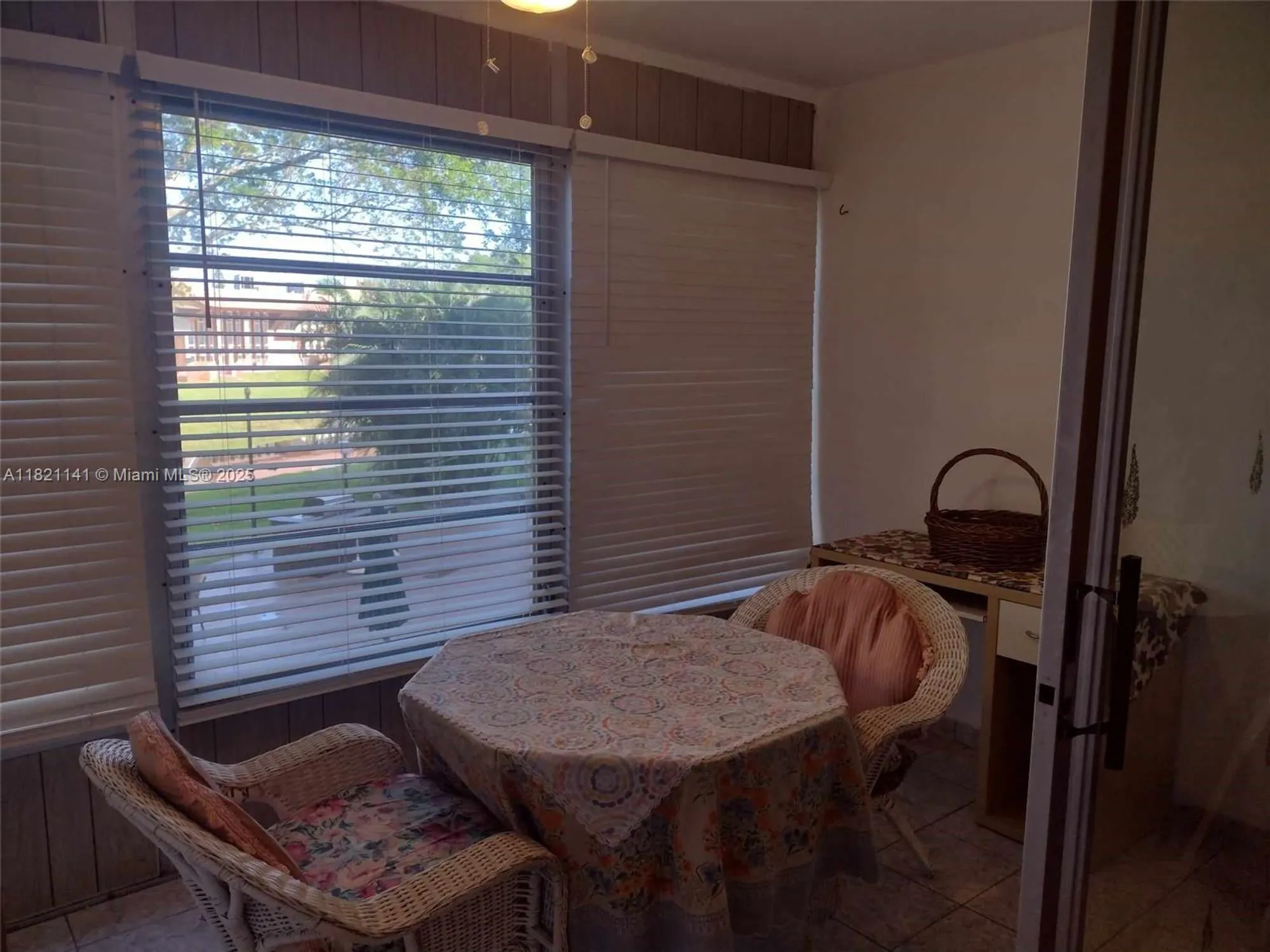 Property Slideshow image 3 of 42 | 3001 nw 46th ave 204, Lauderdale Lakes, FL, 33313