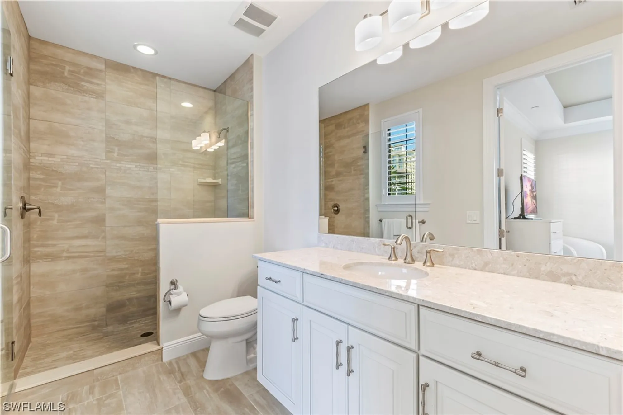 Property Slideshow image 21 of 50 | 4770 via del corso ln 201, Bonita Springs, FL, 34134