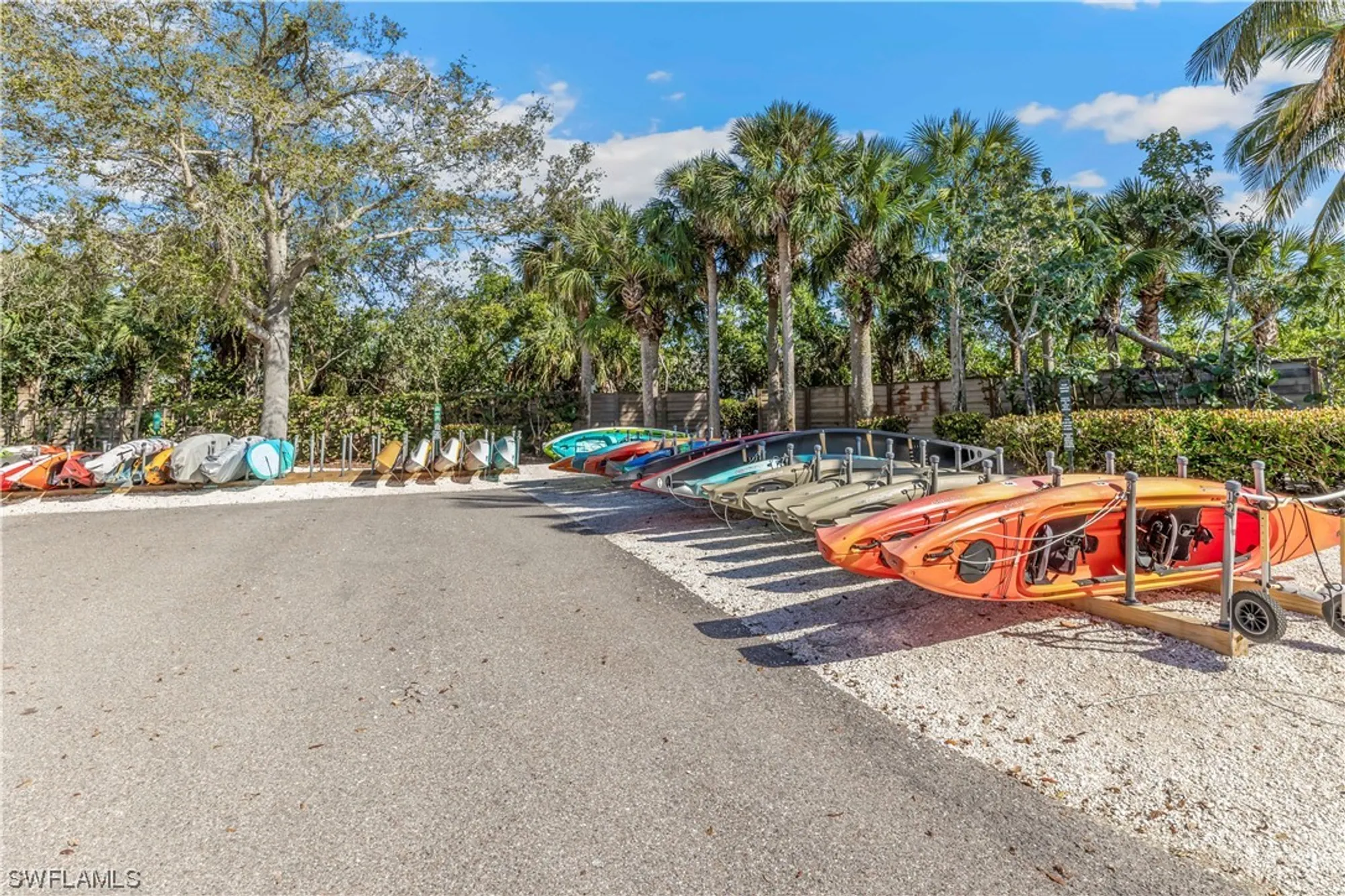 Property Slideshow image 37 of 50 | 4770 via del corso ln 201, Bonita Springs, FL, 34134