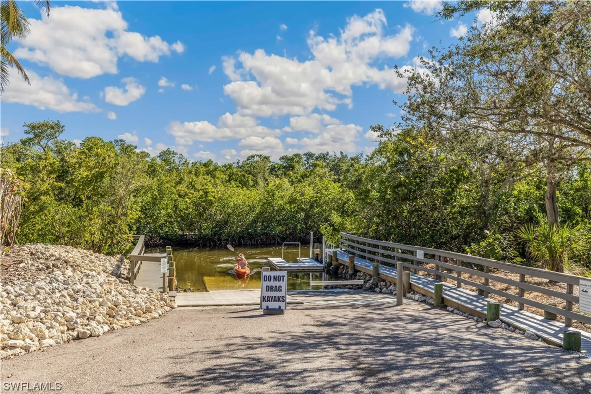 Property Slideshow image 38 of 50 | 4770 via del corso ln 201, Bonita Springs, FL, 34134