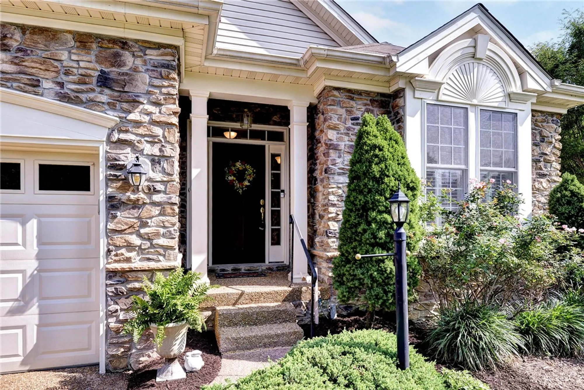 Property Slideshow image 1 of 50 | 6667 rexford ln, Williamsburg, VA, 23188