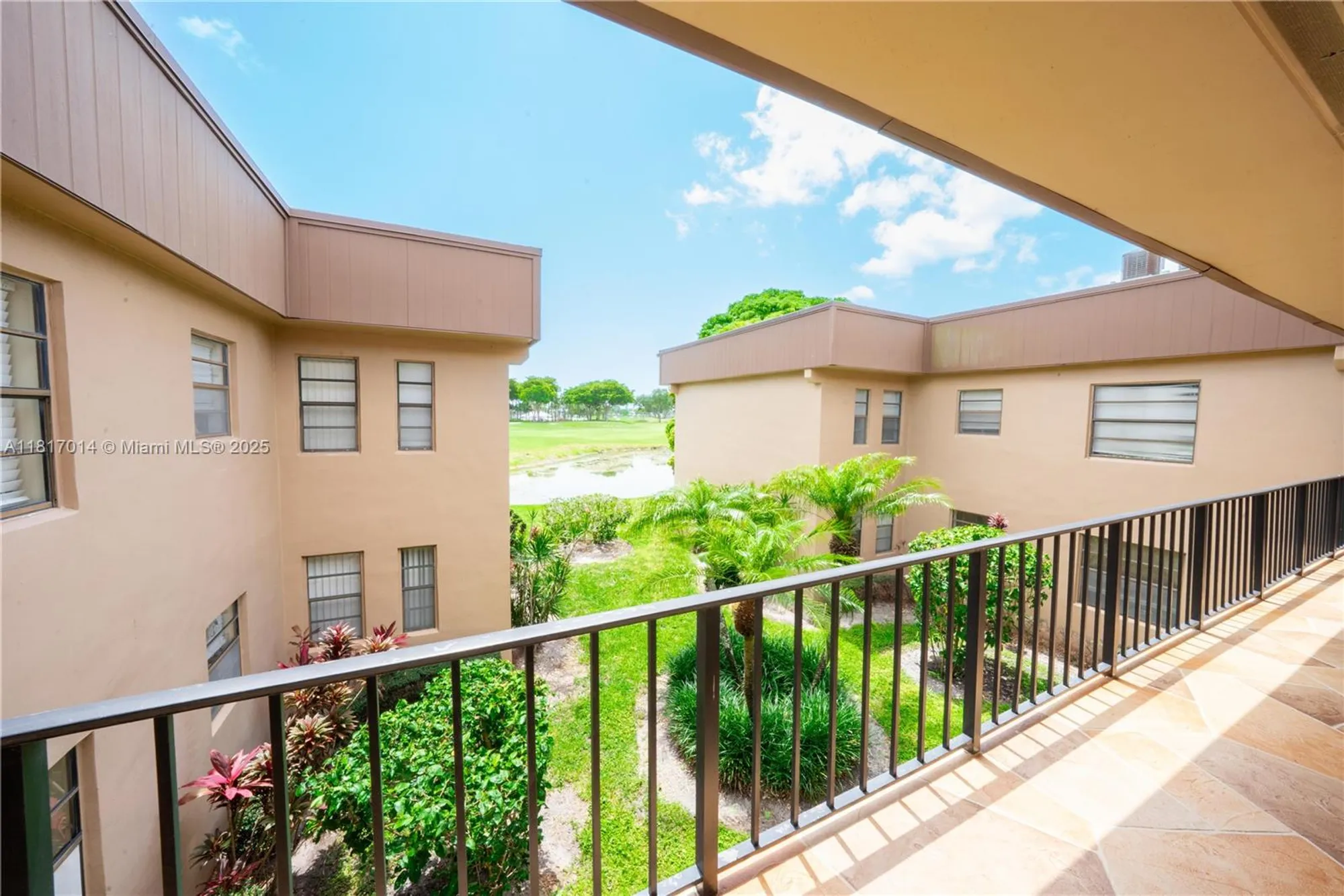 Property Slideshow image 20 of 38 | 126 piedmont c # 126, Delray Beach, FL, 33484