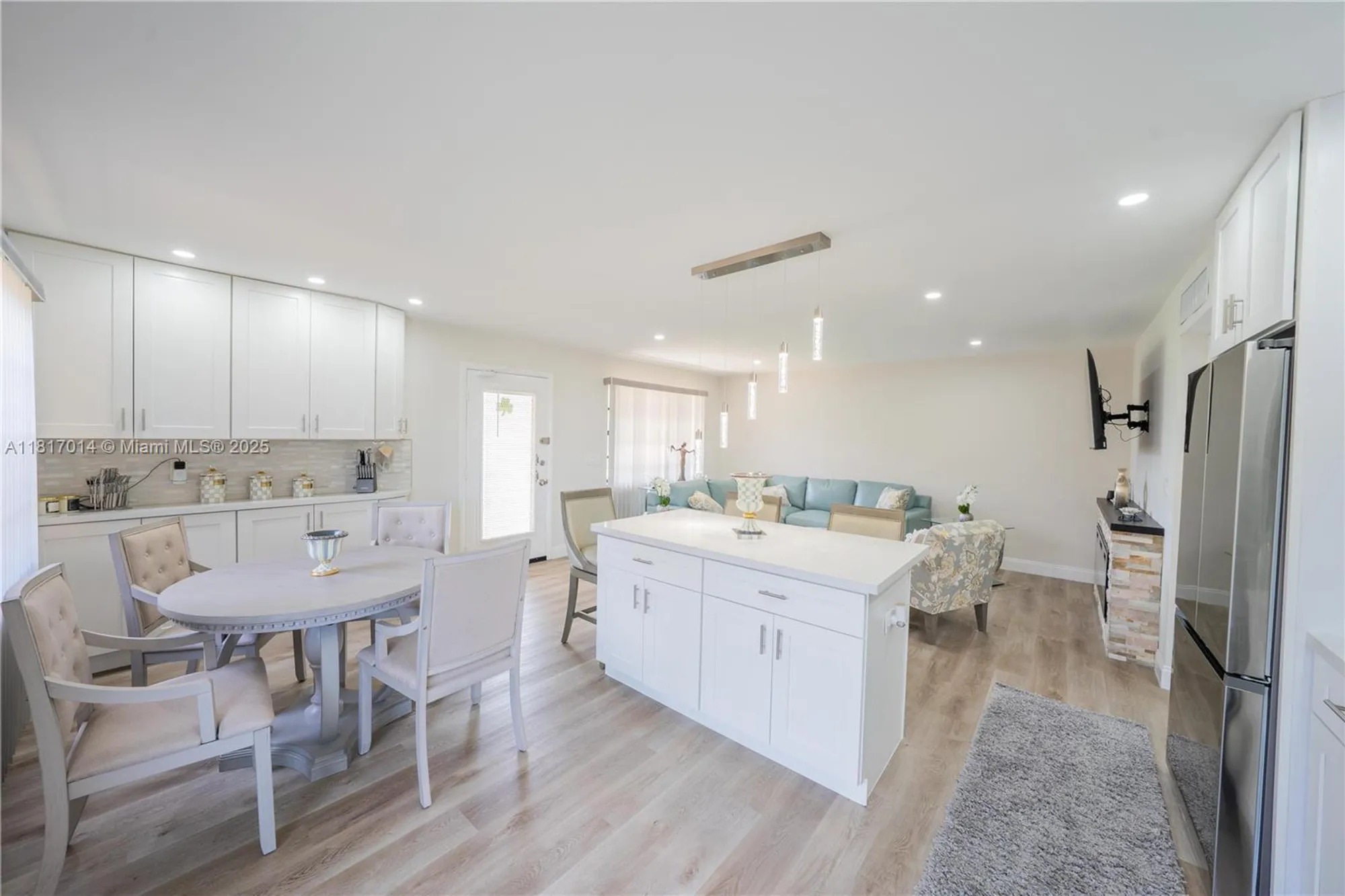 Property Slideshow image 4 of 38 | 126 piedmont c # 126, Delray Beach, FL, 33484