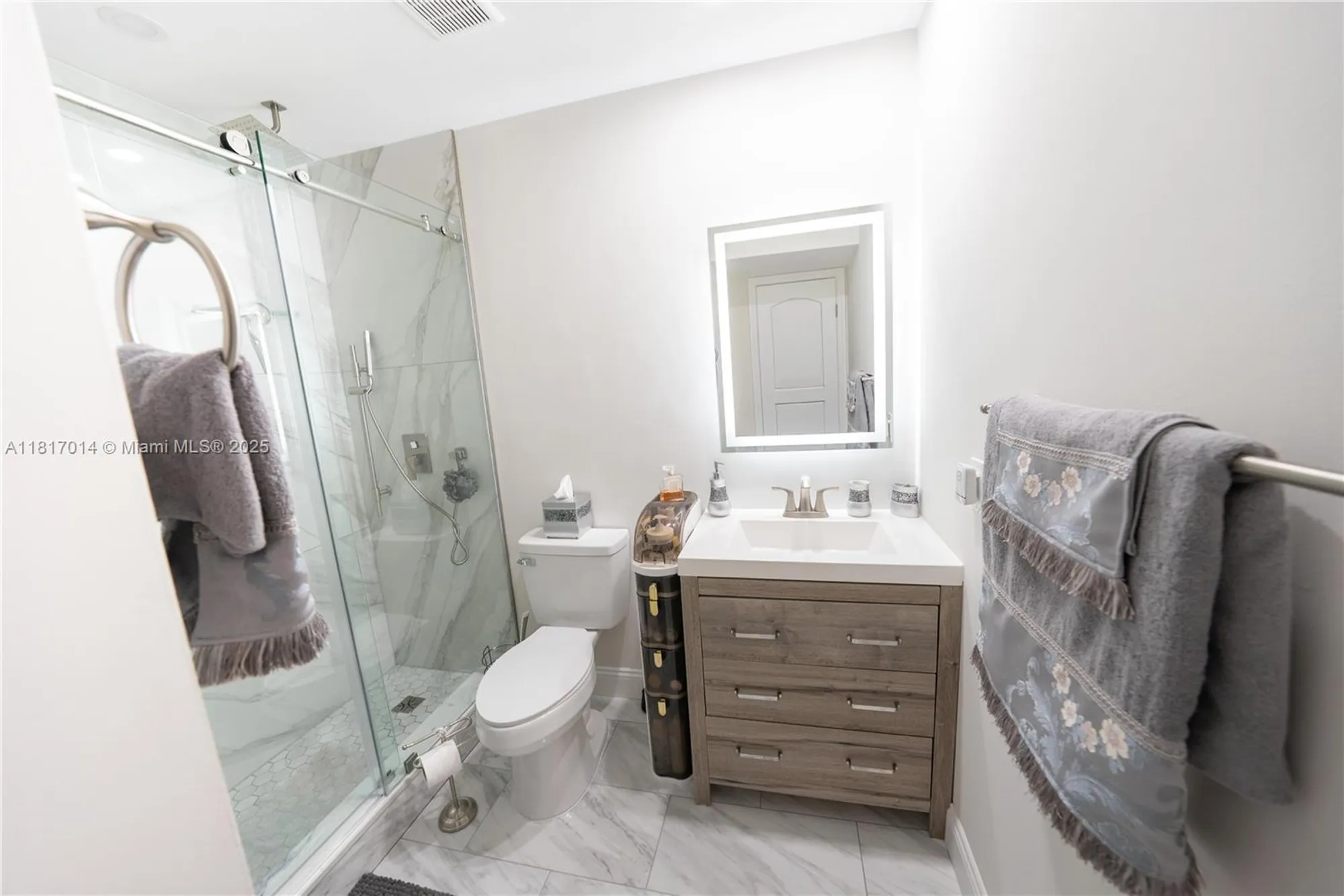 Property Slideshow image 6 of 38 | 126 piedmont c # 126, Delray Beach, FL, 33484