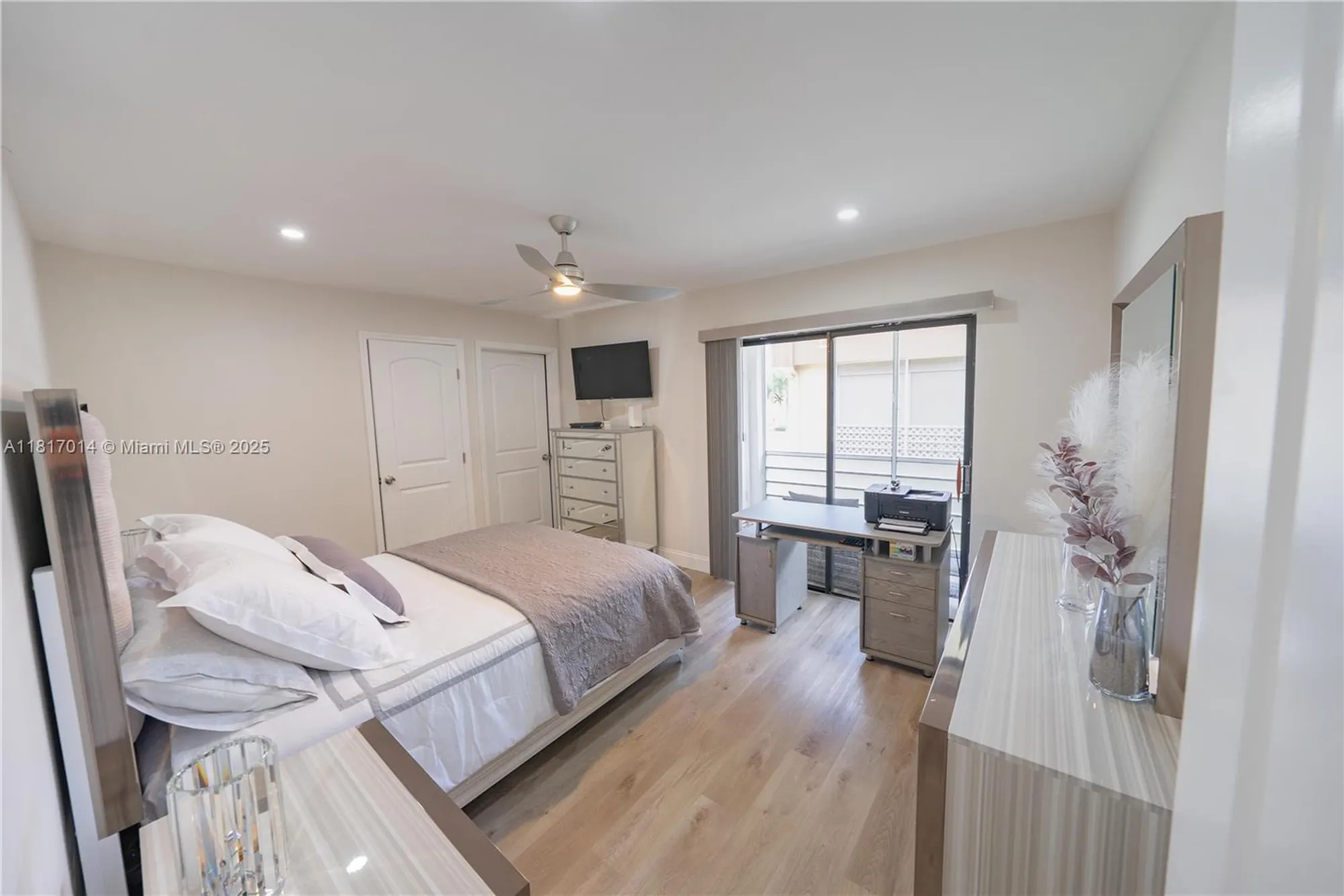 Property Slideshow image 8 of 38 | 126 piedmont c # 126, Delray Beach, FL, 33484