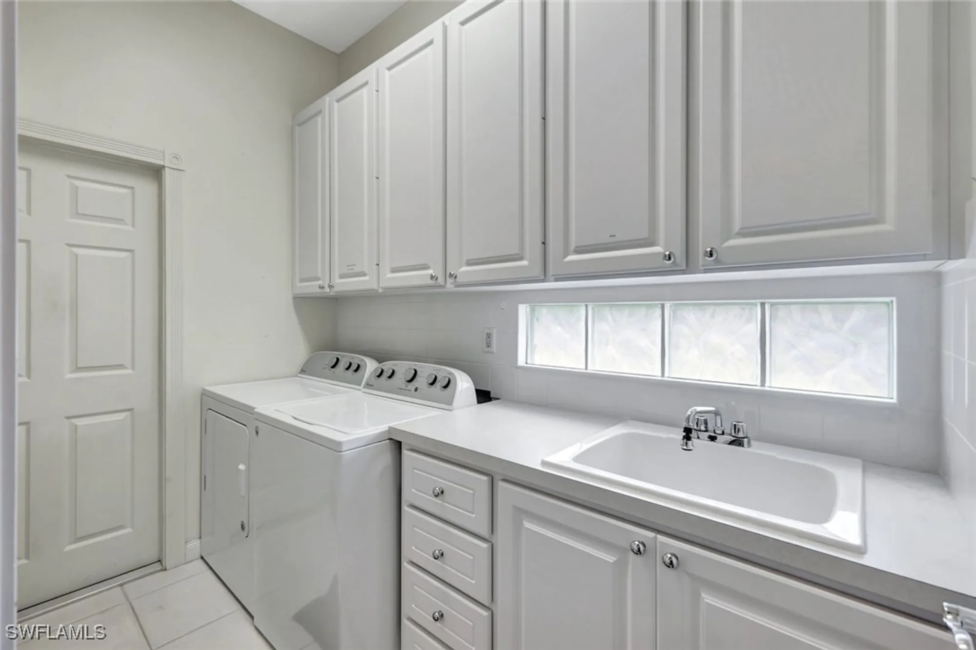 Property Slideshow image 25 of 41 | 3008 ellice way, Naples, FL, 34119