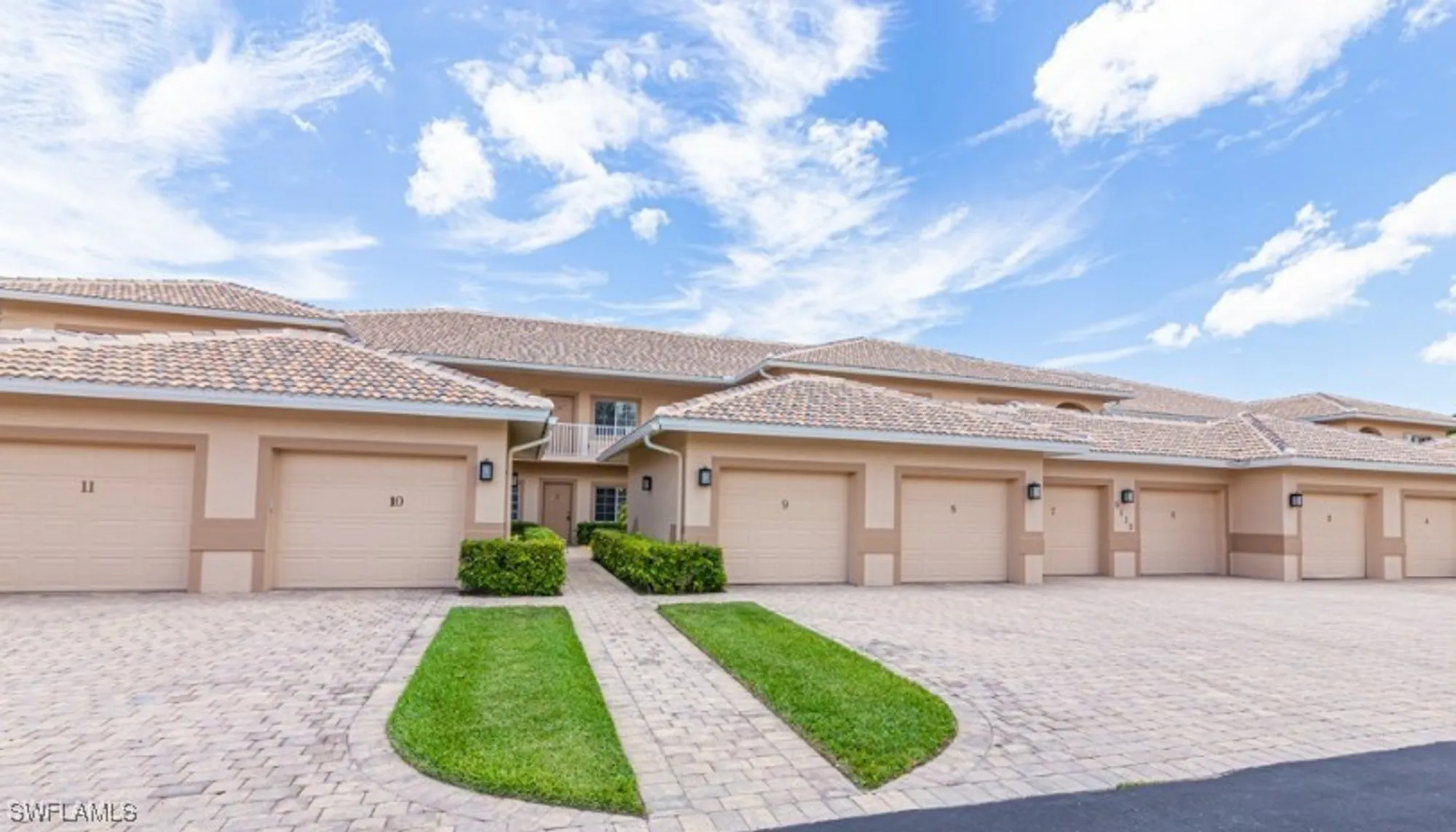 Property Slideshow image 5 of 28 | 9113 michael cir unit 9, Naples, FL, 34113