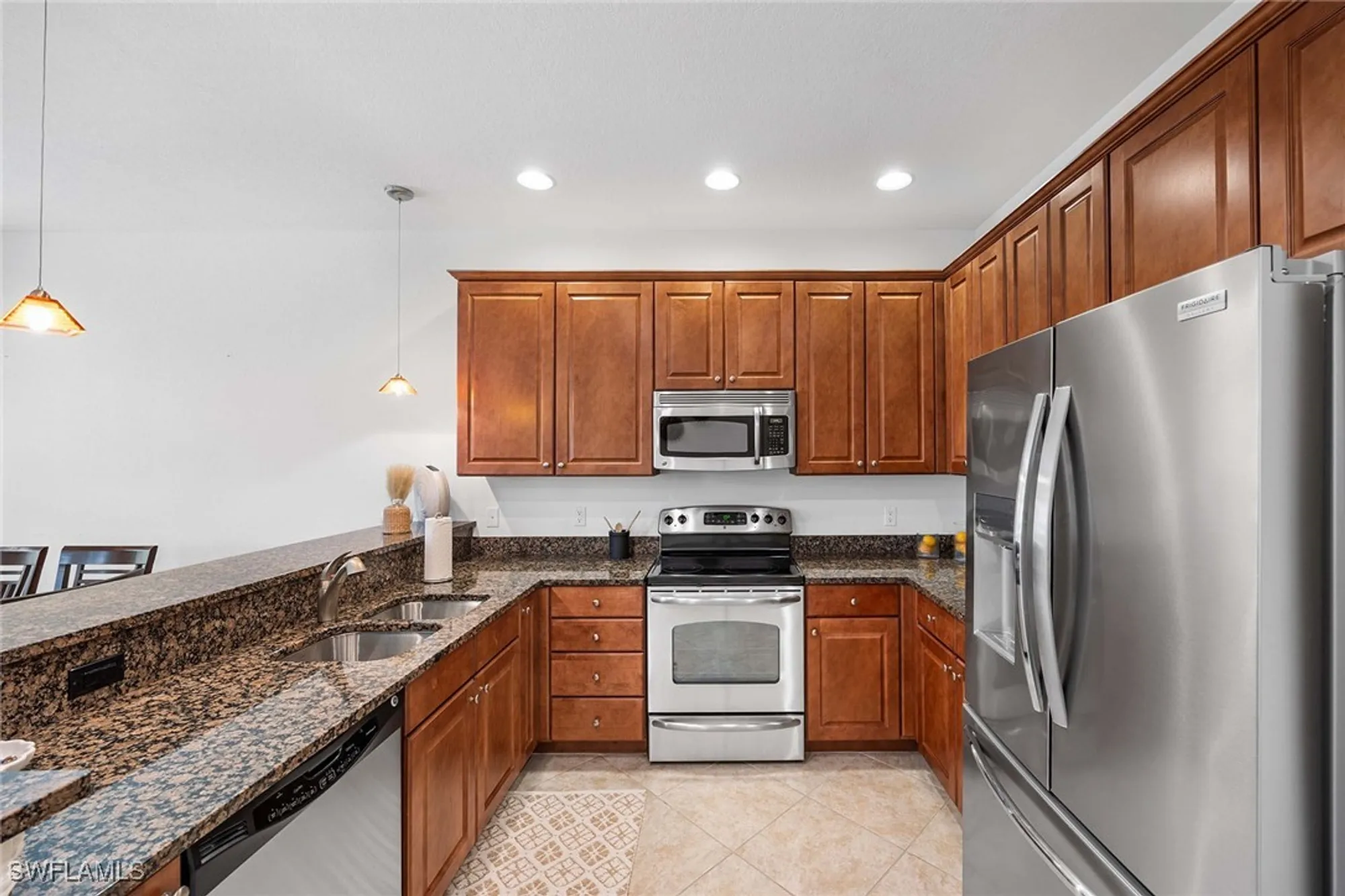 Property Slideshow image 6 of 41 | 9134 chula vista st # 125, Naples, FL, 34113