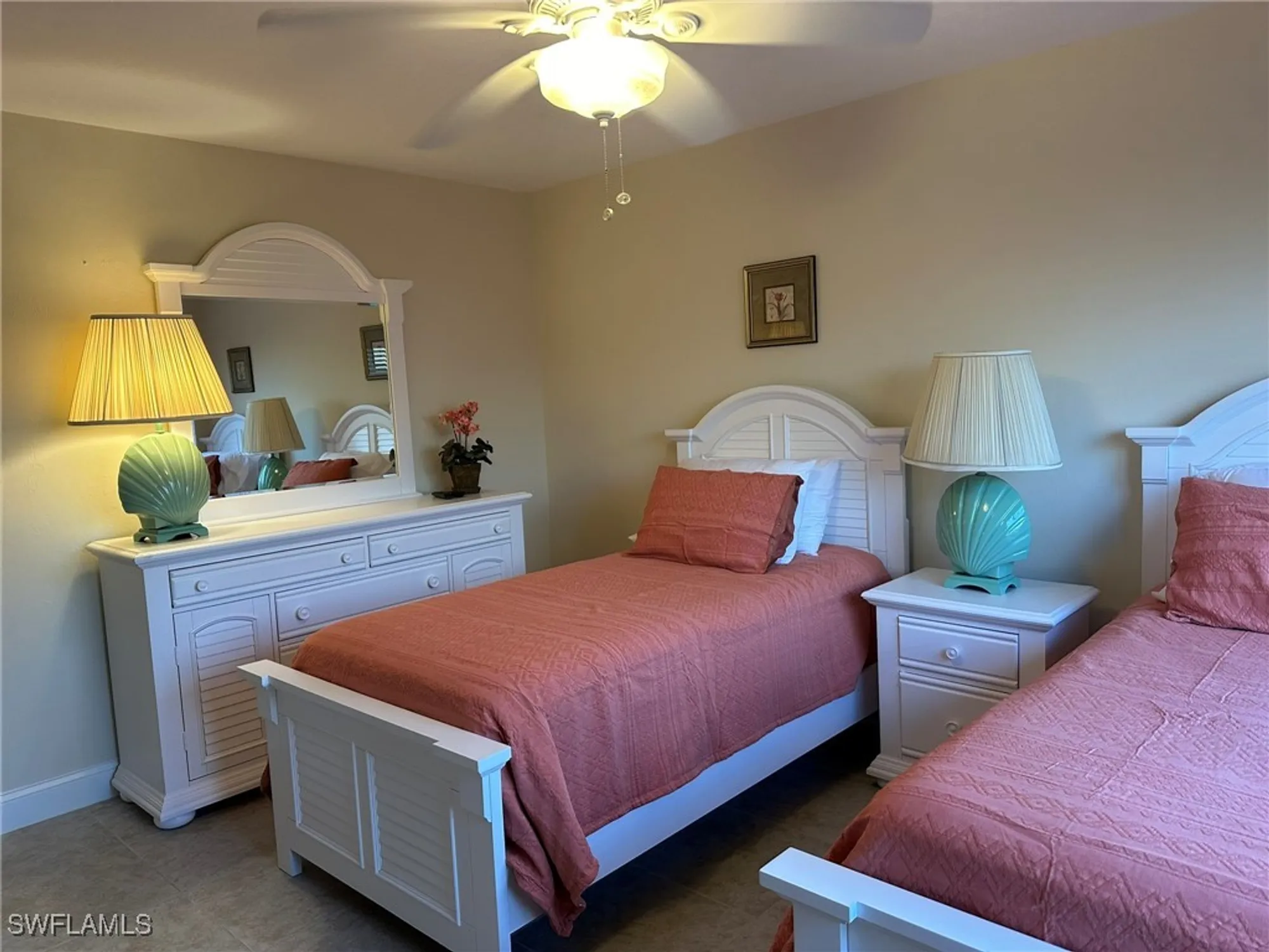 Property Slideshow image 22 of 33 | 11170 caravel cir 104, Fort Myers, FL, 33908