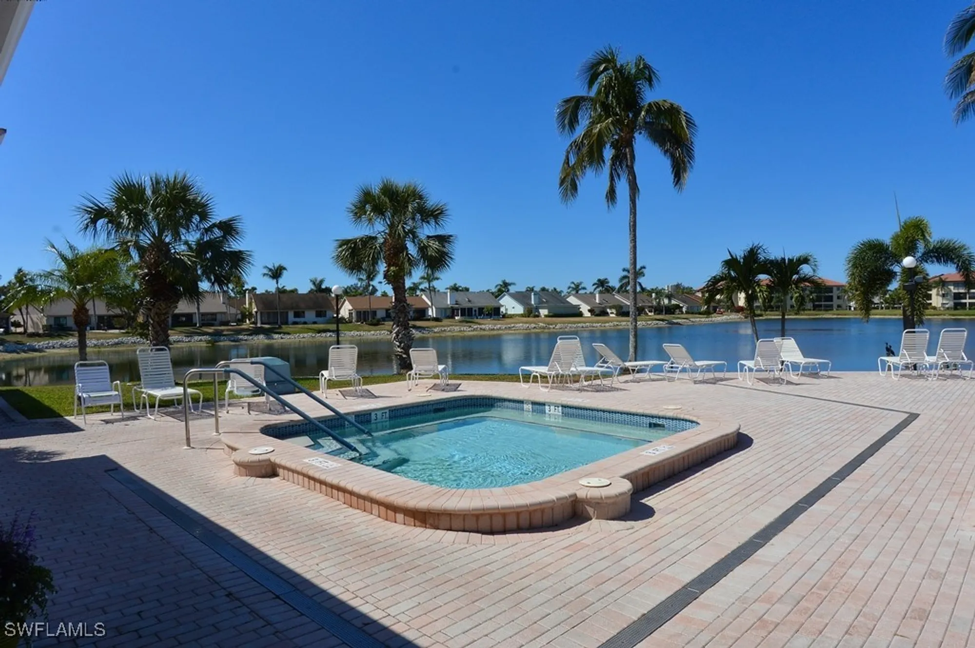 Property Slideshow image 33 of 33 | 11170 caravel cir 104, Fort Myers, FL, 33908