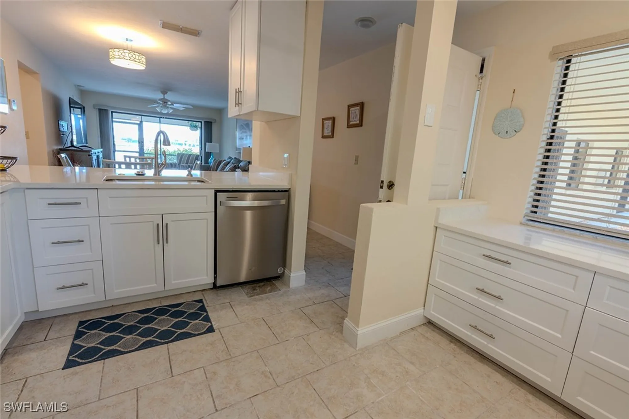 Property Slideshow image 5 of 33 | 11170 caravel cir 104, Fort Myers, FL, 33908