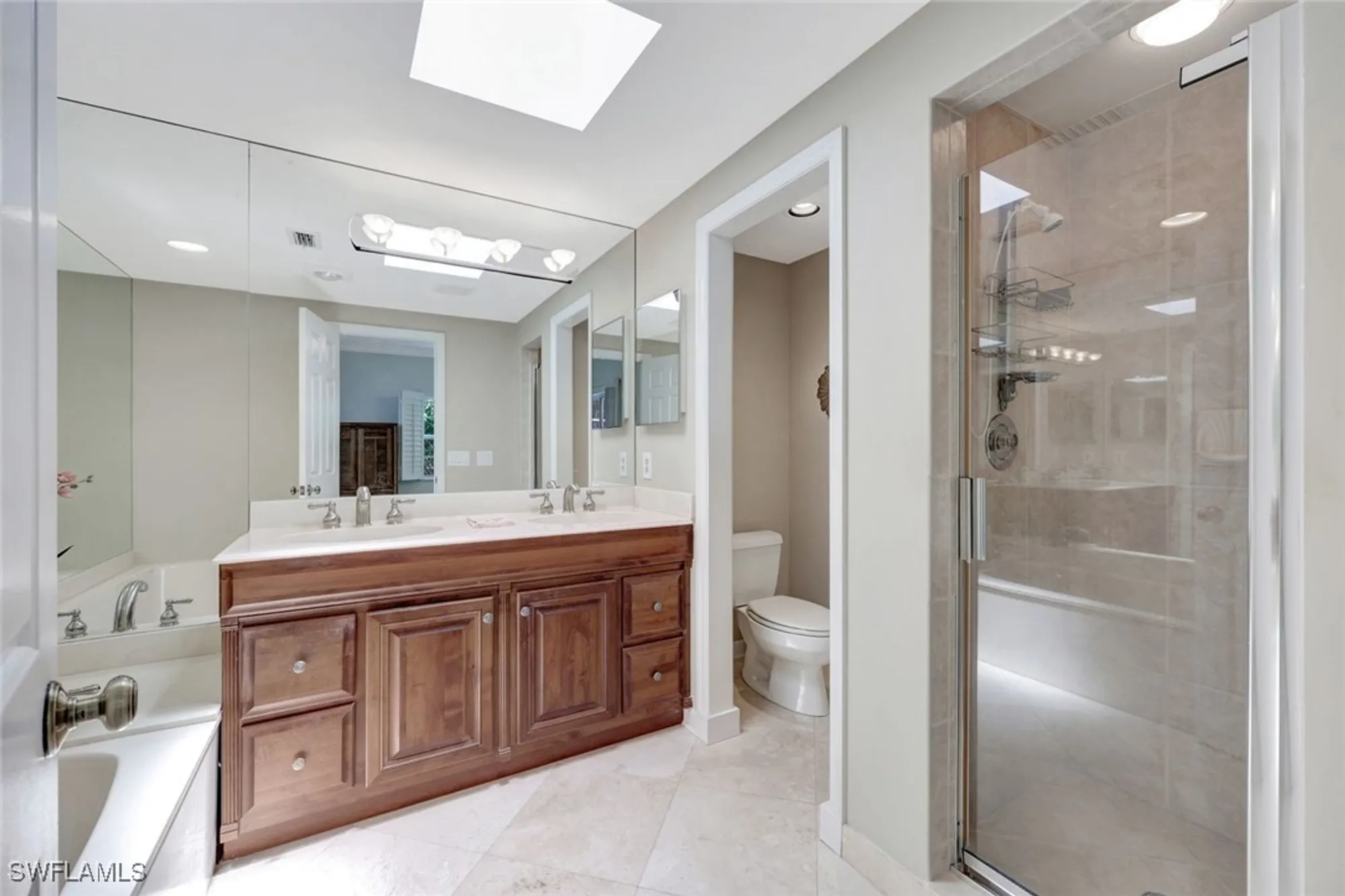 Property Slideshow image 18 of 28 | 5929 chanteclair dr # 8, Naples, FL, 34108