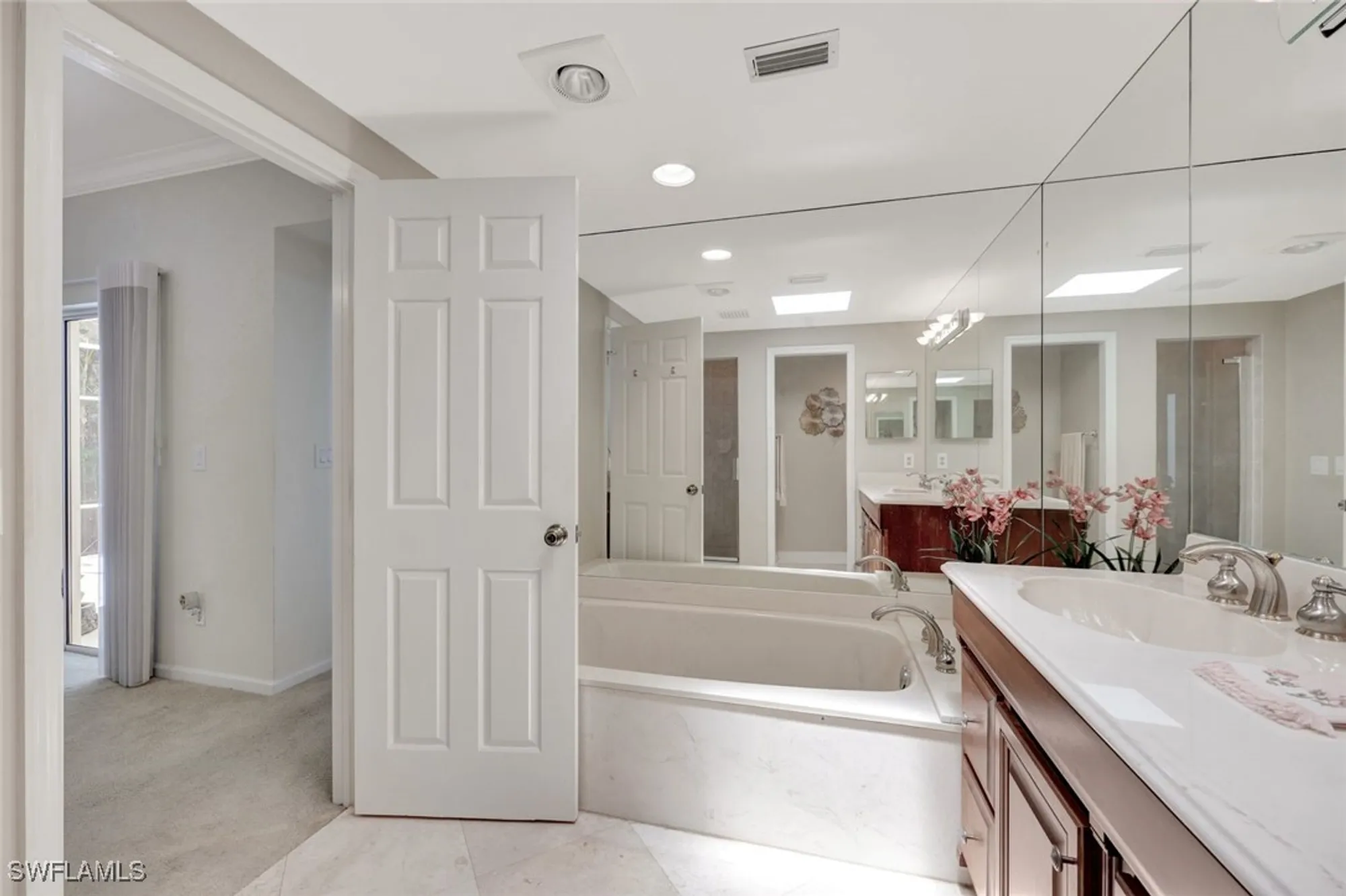 Property Slideshow image 19 of 28 | 5929 chanteclair dr # 8, Naples, FL, 34108
