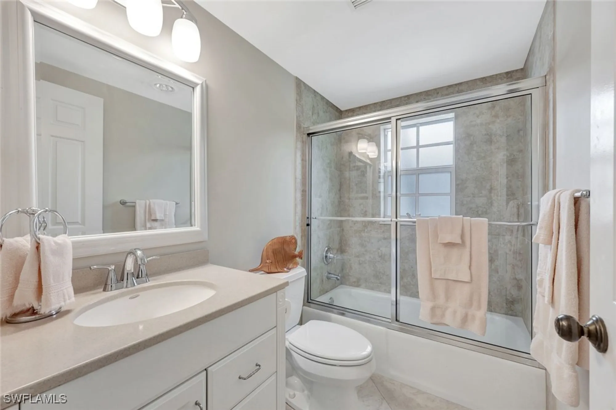 Property Slideshow image 7 of 28 | 5929 chanteclair dr # 8, Naples, FL, 34108