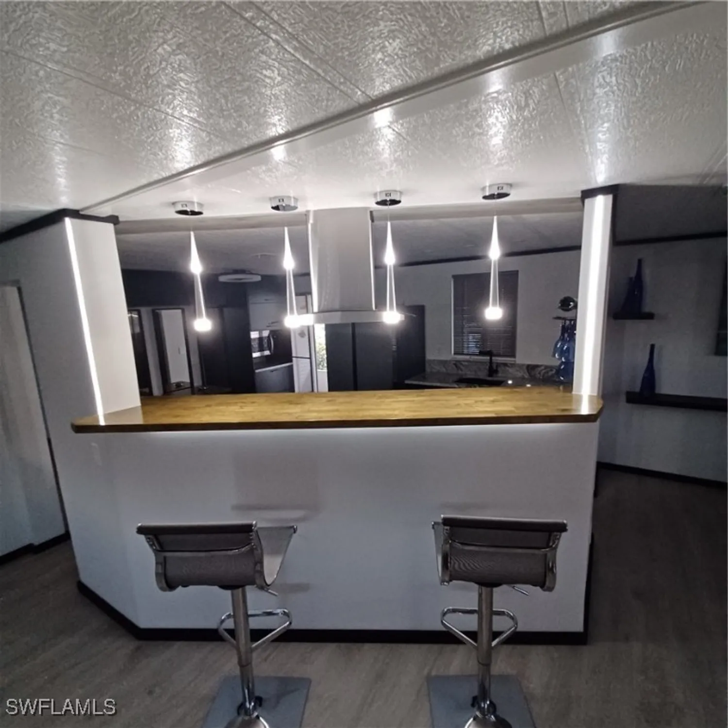 Property Slideshow image 13 of 38 | 5502 ben franklin ln, North Fort Myers, FL, 33917