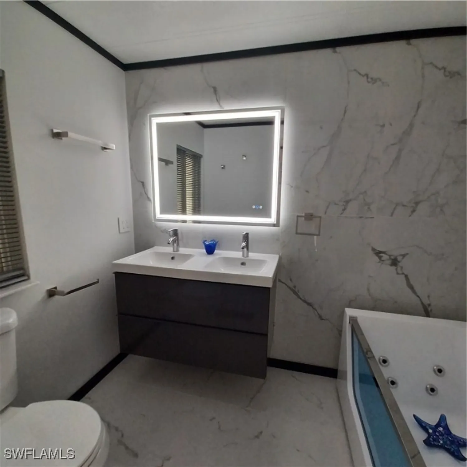 Property Slideshow image 25 of 38 | 5502 ben franklin ln, North Fort Myers, FL, 33917