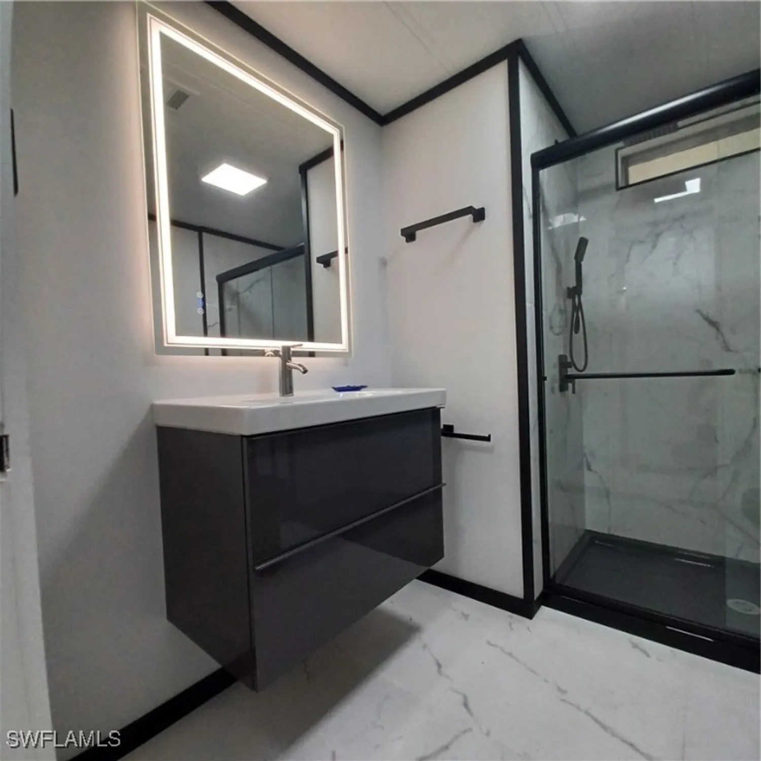 Property Slideshow image 27 of 38 | 5502 ben franklin ln, North Fort Myers, FL, 33917