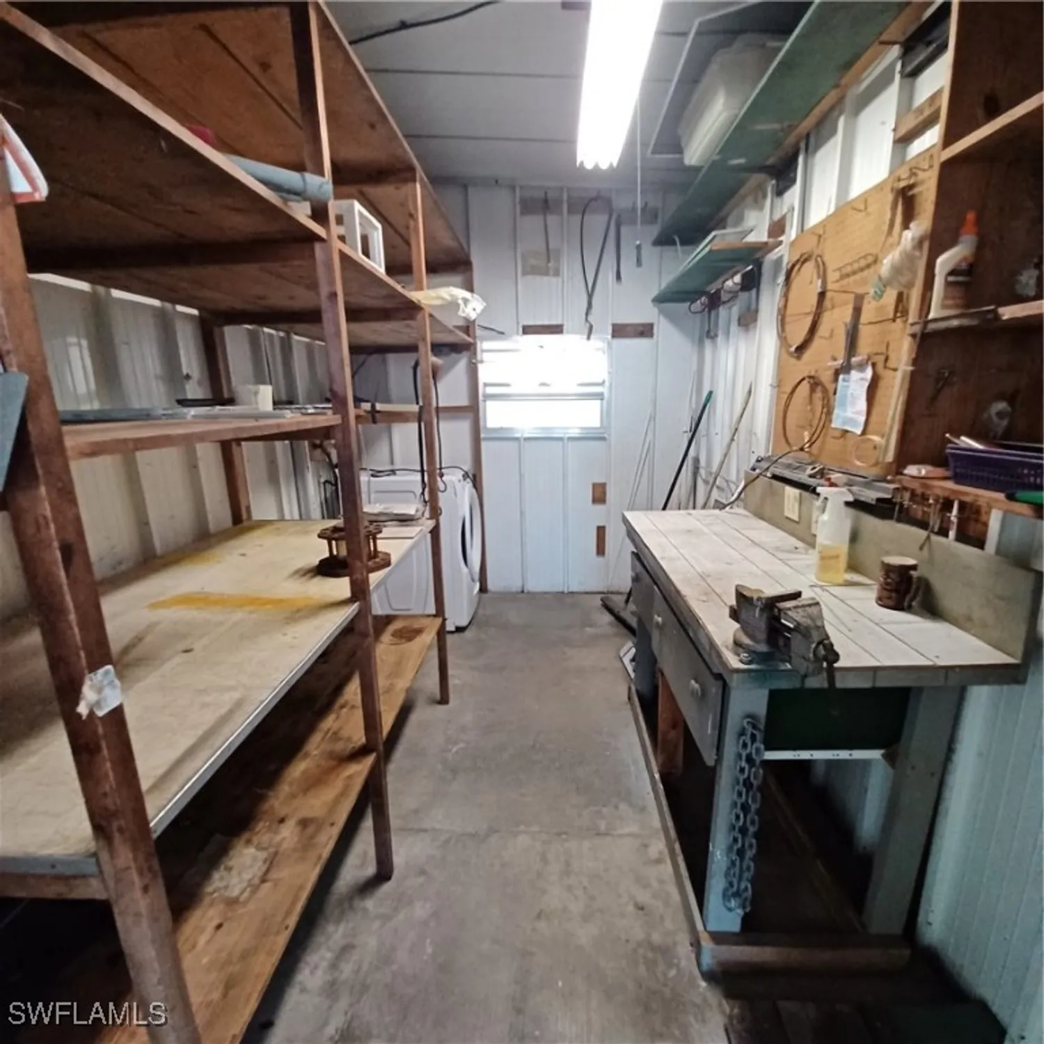 Property Slideshow image 33 of 38 | 5502 ben franklin ln, North Fort Myers, FL, 33917