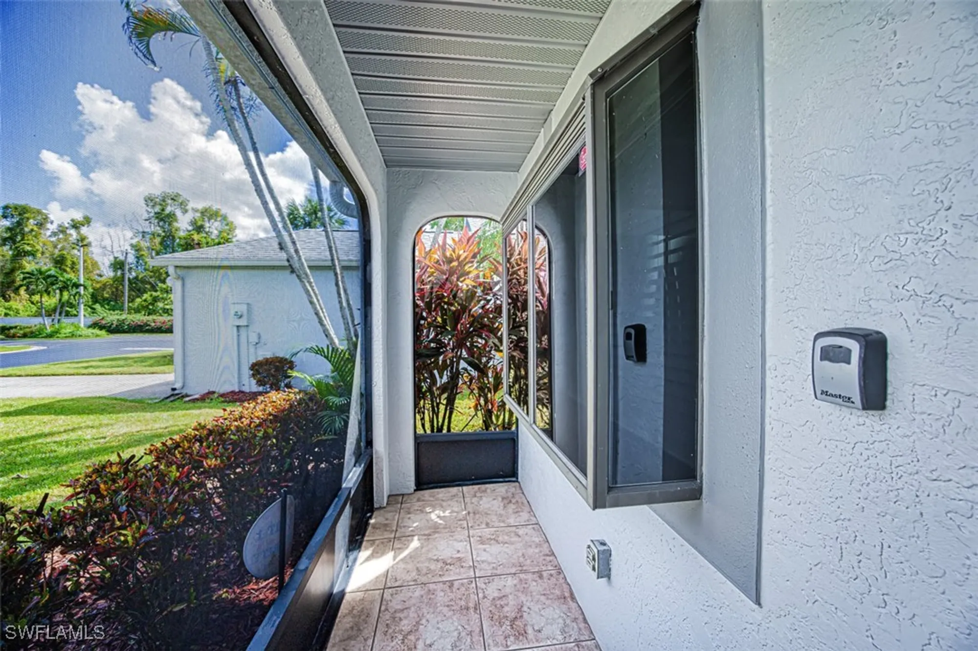 Property Slideshow image 8 of 50 | 9626 windsor club cir, Fort Myers, FL, 33905