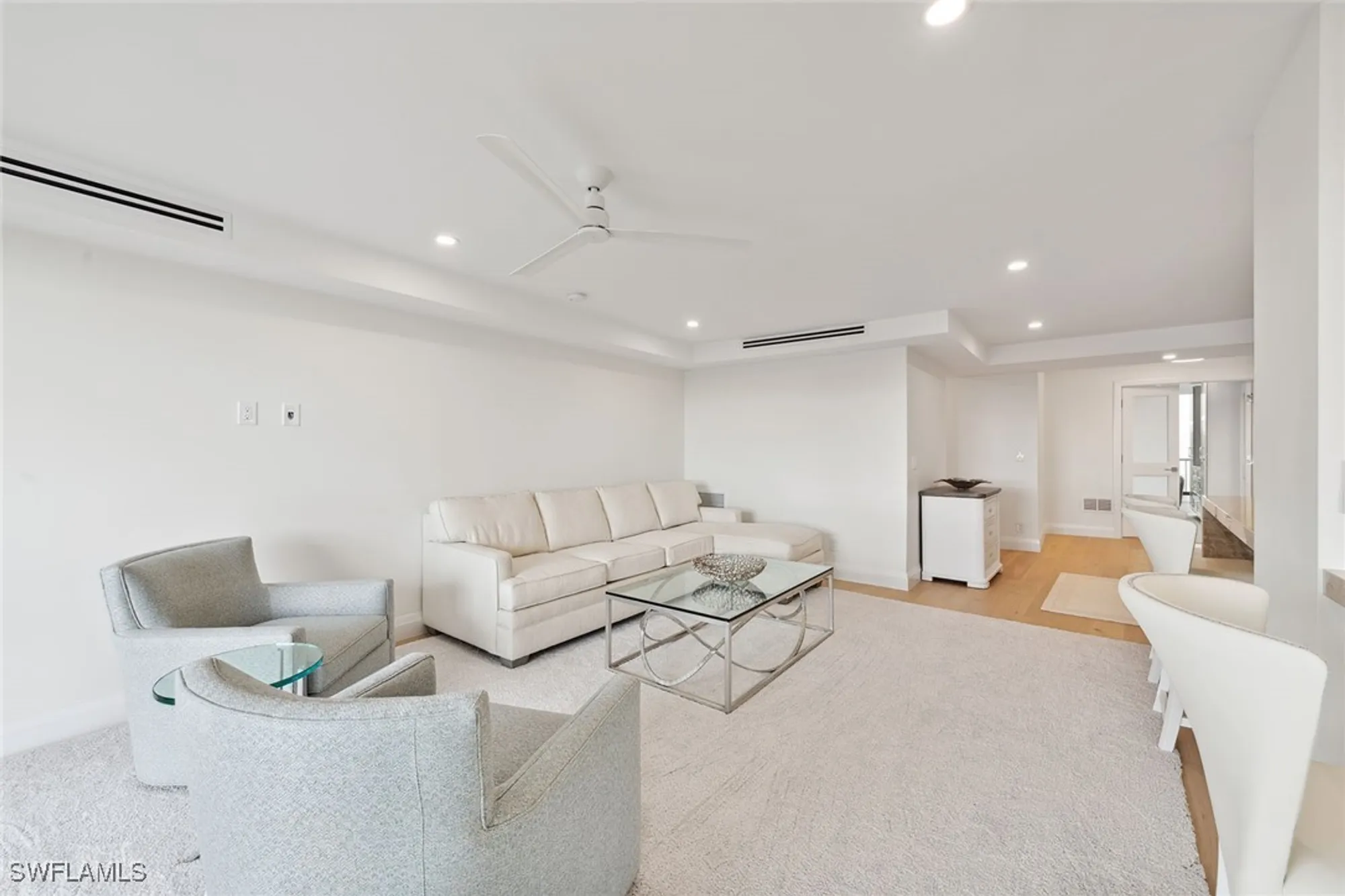 Property Slideshow image 10 of 41 | 2318 gulf shore blvd n # 510, Naples, FL, 34103