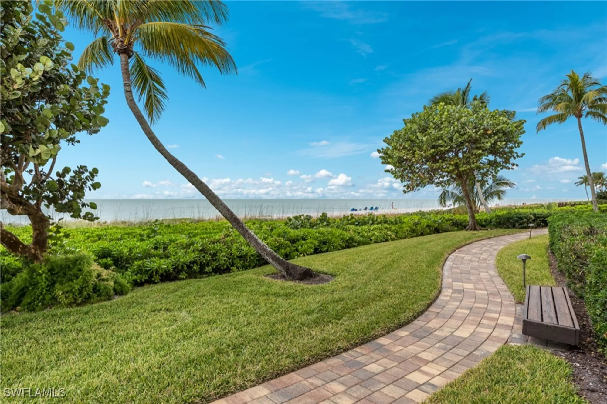 Property Slideshow image 36 of 41 | 2318 gulf shore blvd n # 510, Naples, FL, 34103