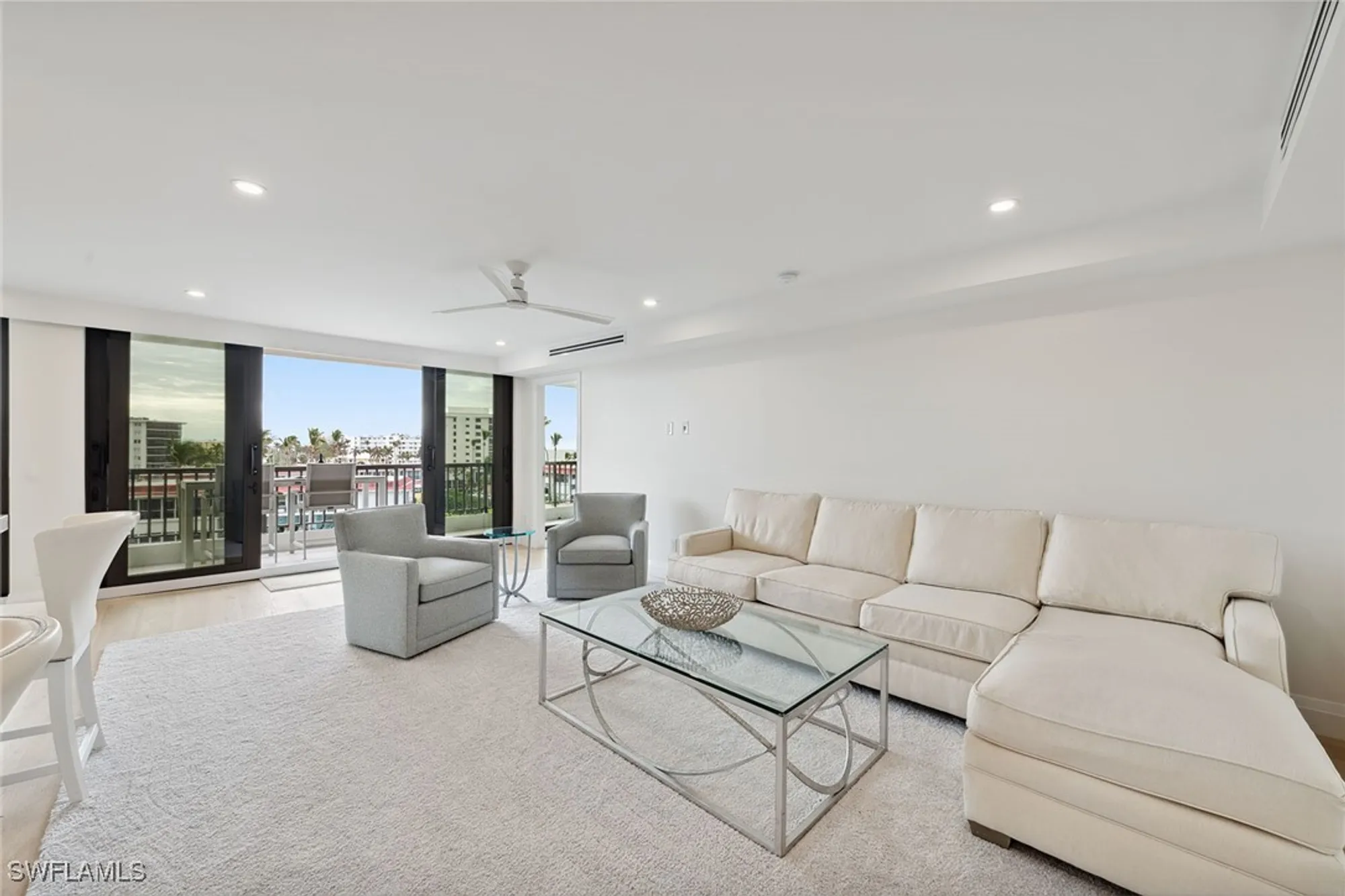 Property Slideshow image 9 of 41 | 2318 gulf shore blvd n # 510, Naples, FL, 34103