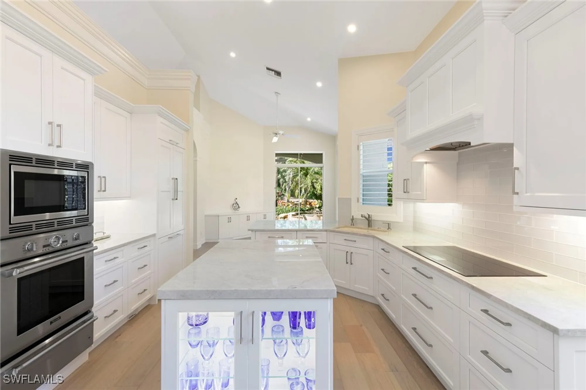 Property Slideshow image 6 of 41 | 8723 la palma ln, Naples, FL, 34108