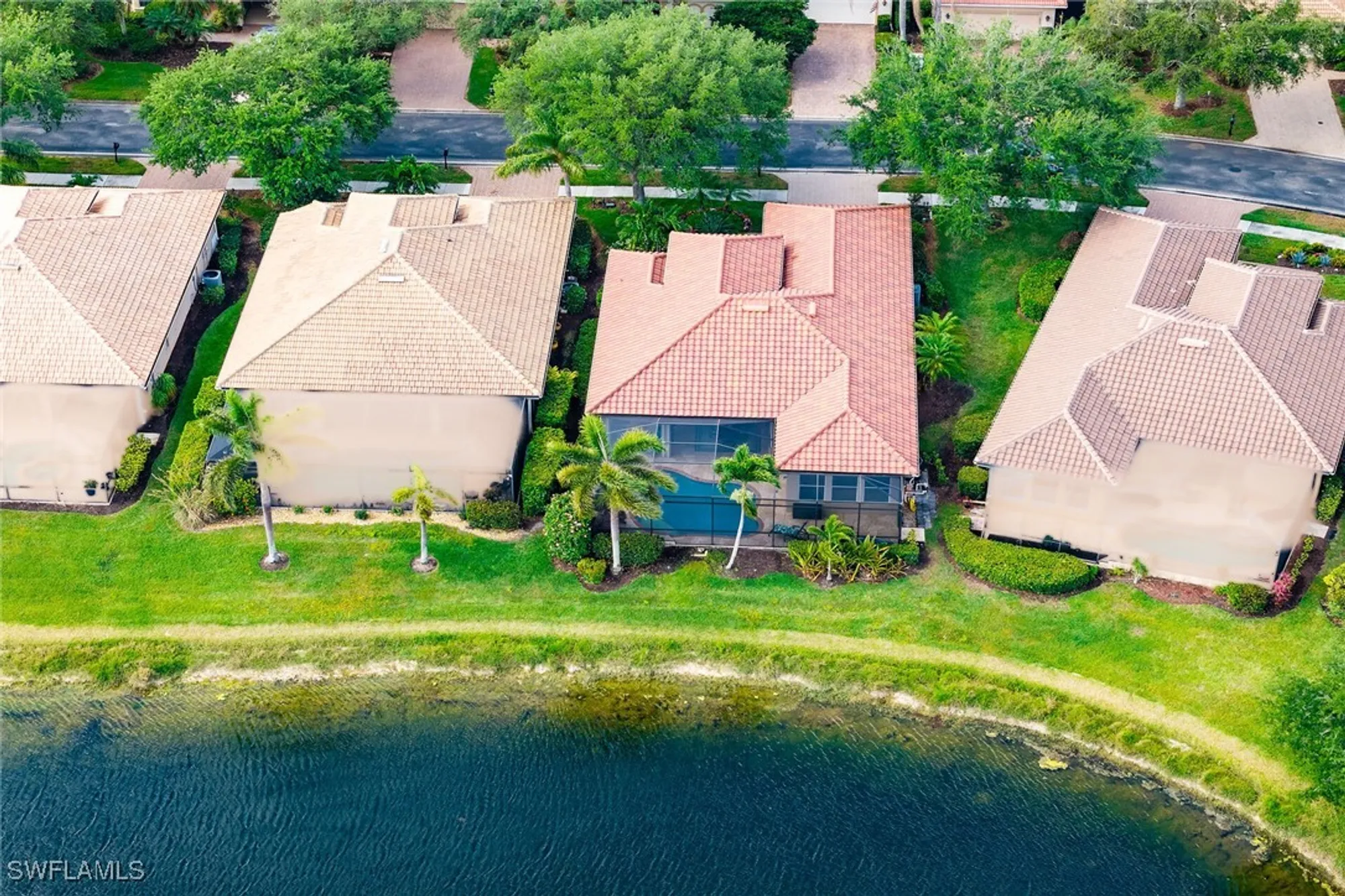 Property Slideshow image 31 of 46 | 6806 bent grass dr, Naples, FL, 34113