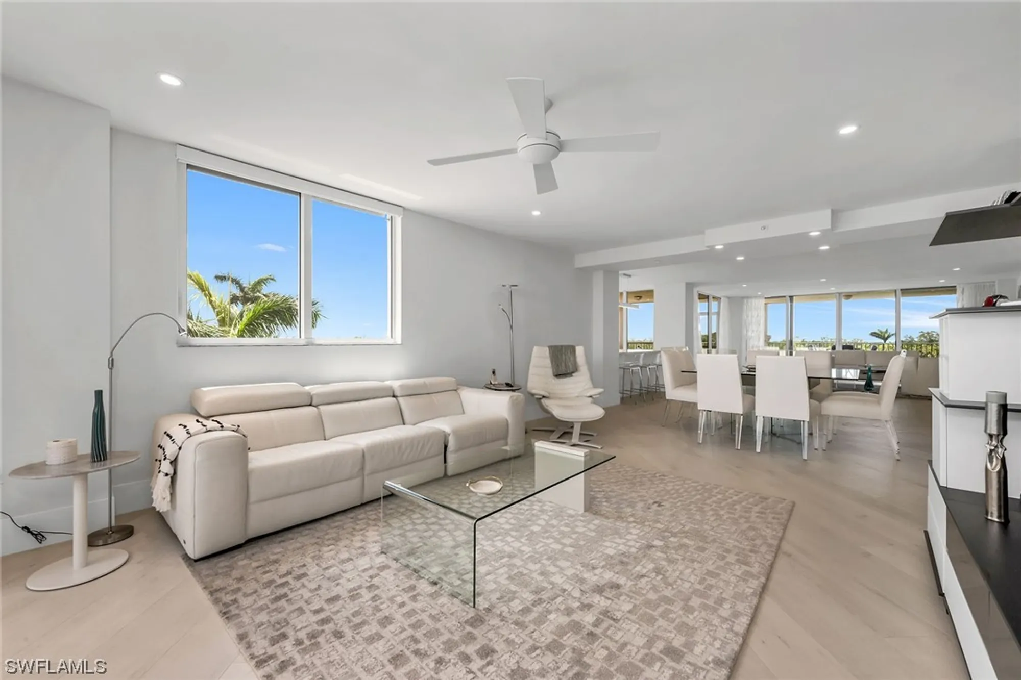 Property Slideshow image 14 of 28 | 6597 nicholas blvd apt 401, Naples, FL, 34108