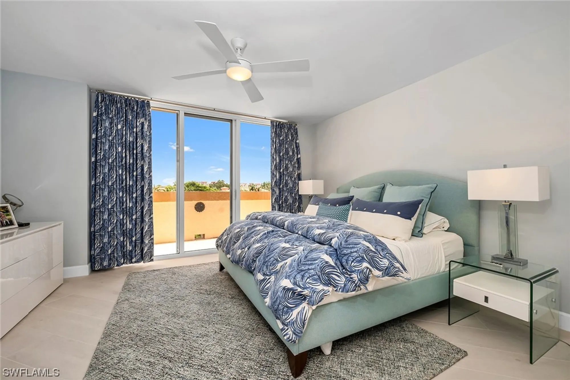Property Slideshow image 12 of 28 | 6597 nicholas blvd apt 401, Naples, FL, 34108