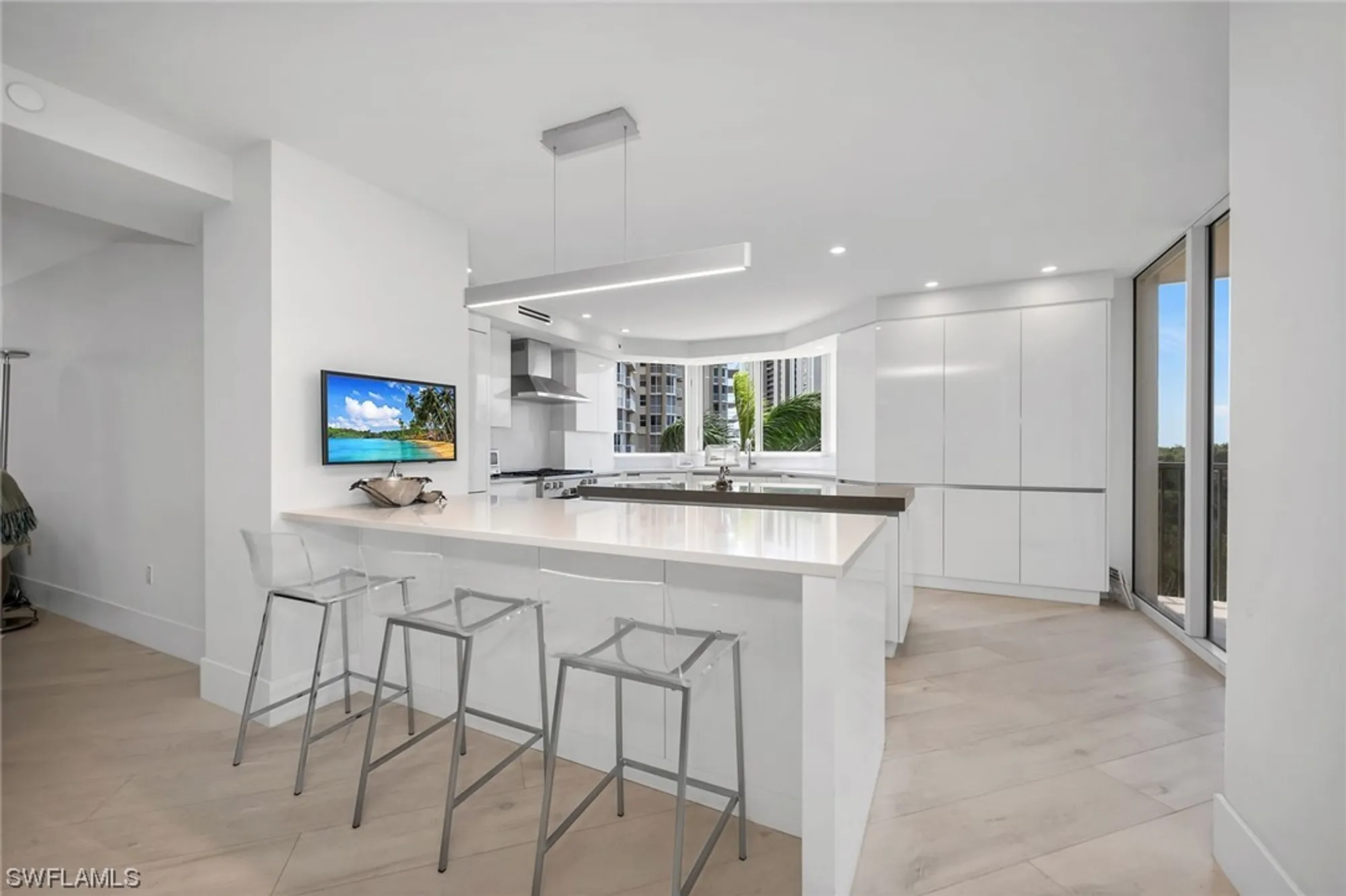 Property Slideshow image 4 of 28 | 6597 nicholas blvd apt 401, Naples, FL, 34108