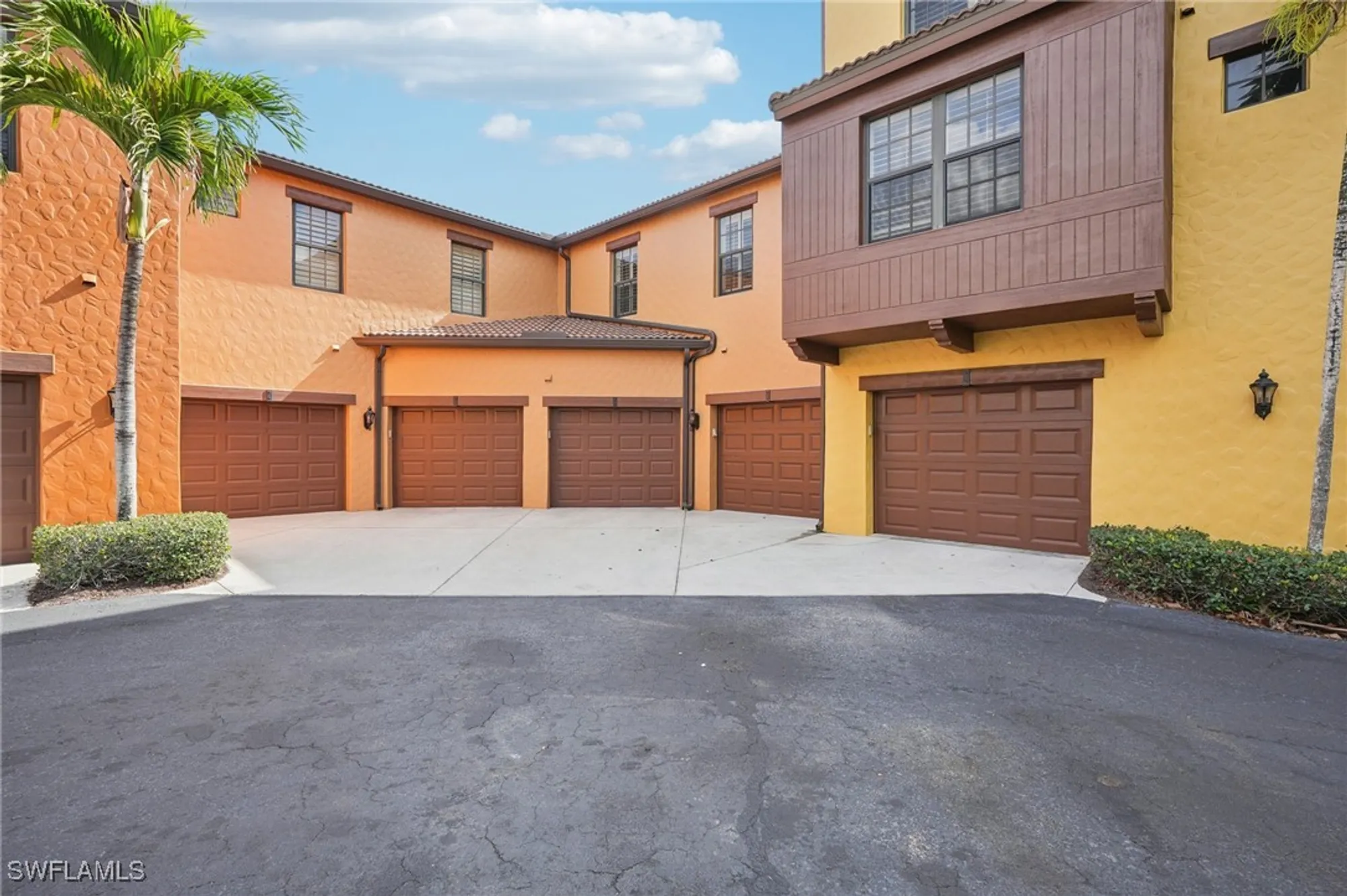 Property Slideshow image 30 of 50 | 9081 albion ln 6506, Naples, FL, 34113